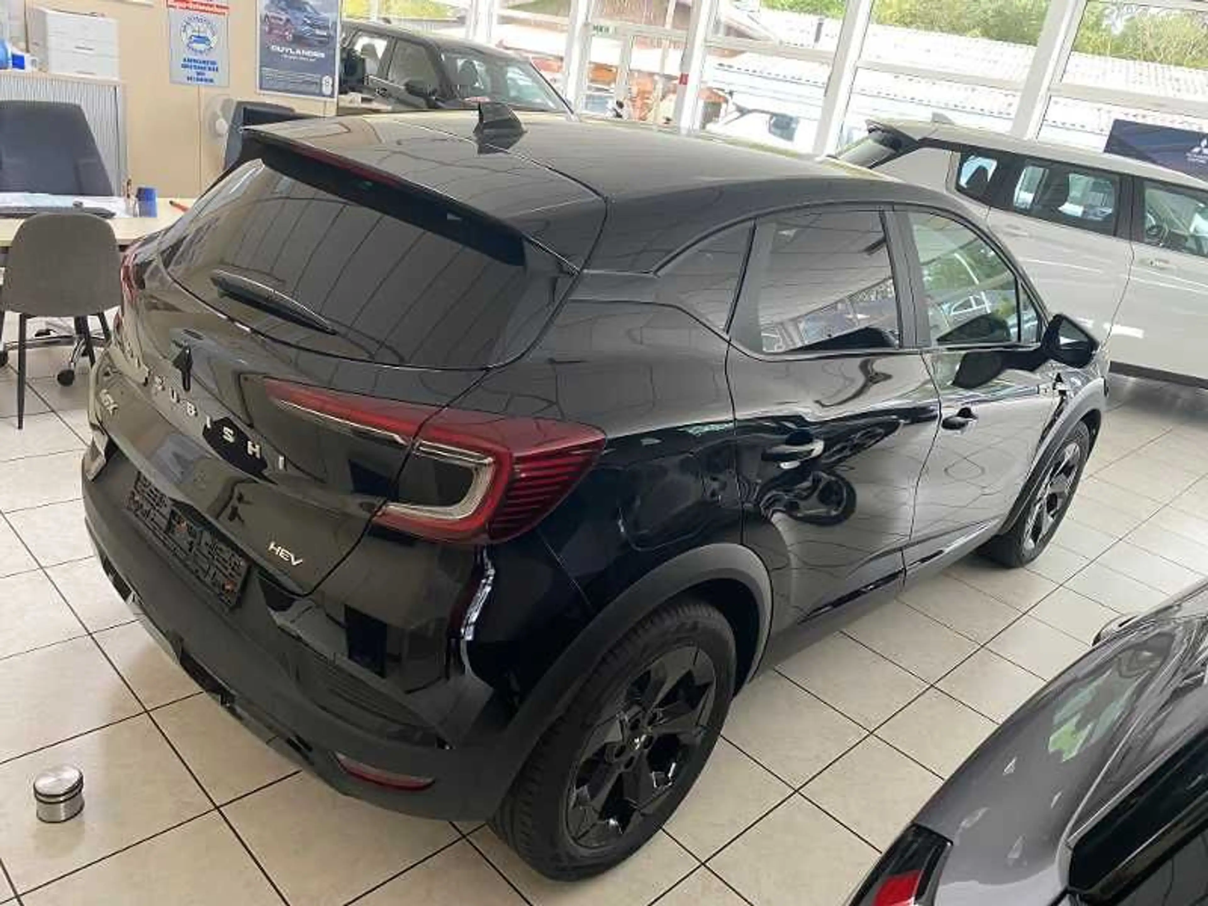 Mitsubishi ASX 1.8 Hybrid Black — photo 4