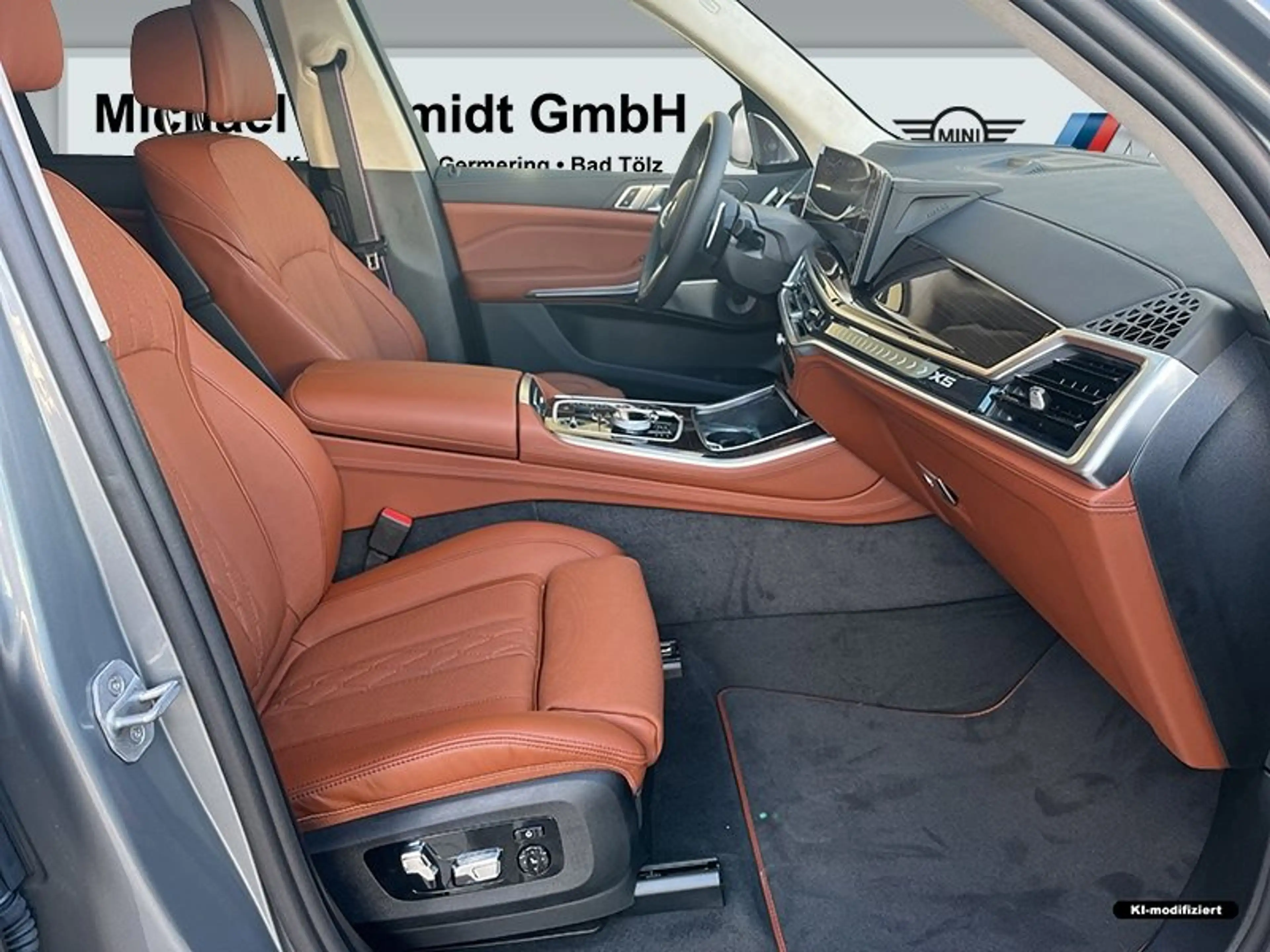 BMW X5 xDrive50e M Sportpaket B&W Surround DAB LED — photo 11