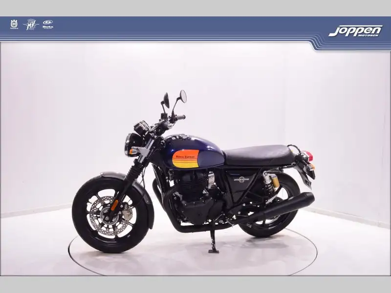 Royal Enfield Interceptor - foto 4