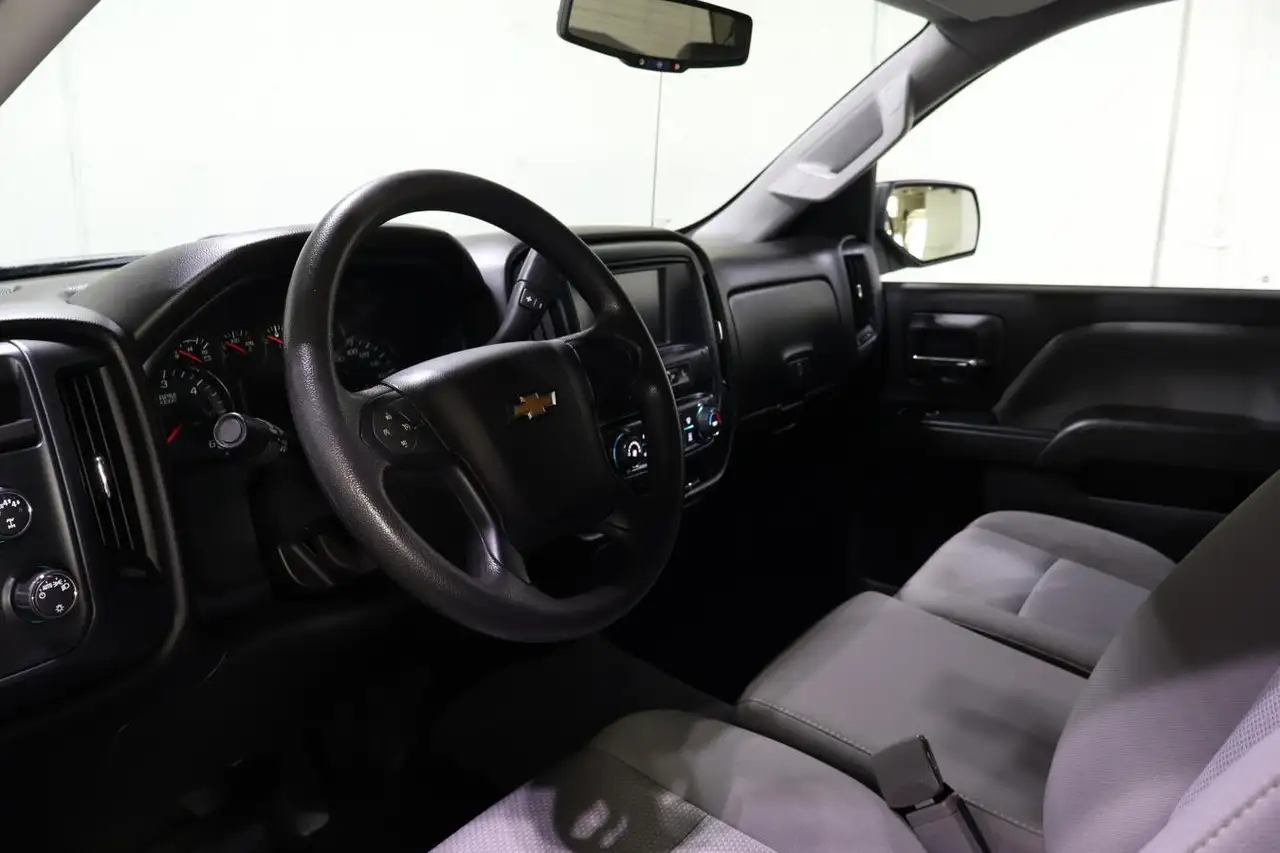 Chevrolet Silverado 1500 снимка Chevrolet Silverado 1500