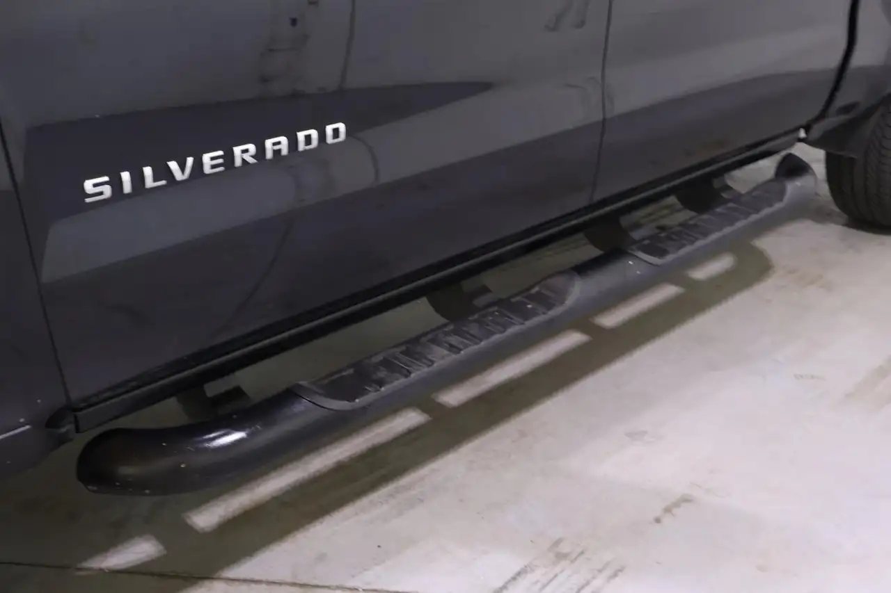 Chevrolet Silverado 1500 снимка Chevrolet Silverado 1500