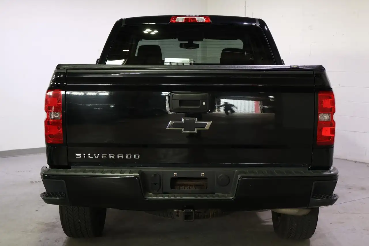 Chevrolet Silverado 1500 снимка Chevrolet Silverado 1500