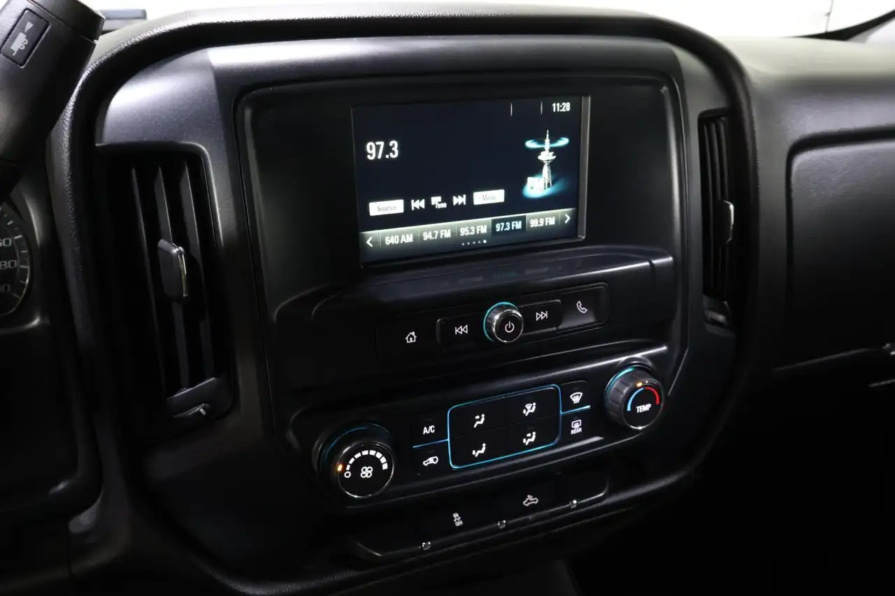 Chevrolet Silverado 1500 снимка Chevrolet Silverado 1500