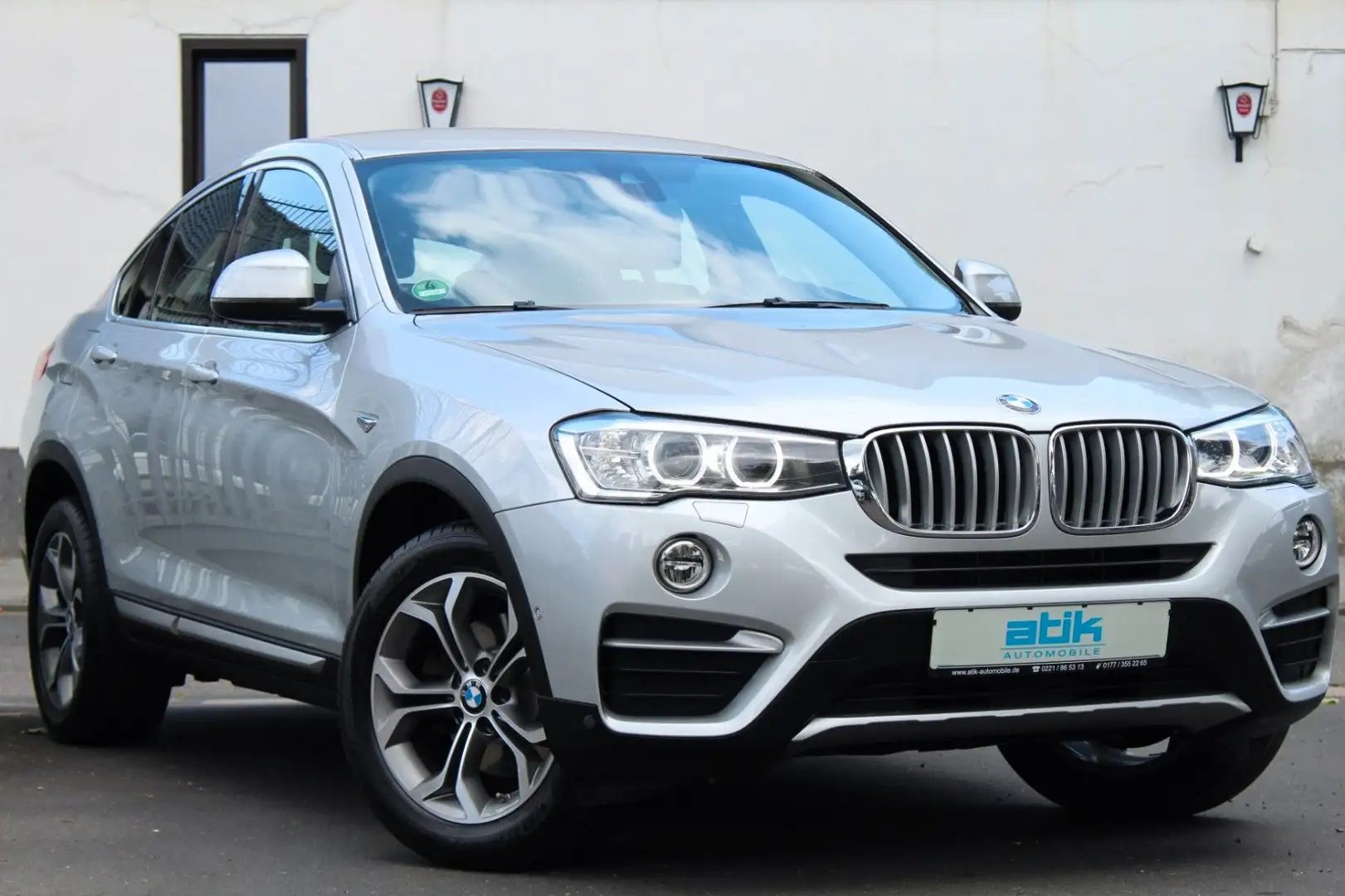 BMW X4 xDrive 1.HAND! KAMERA HUD NaviPROF. LEDER 18" Silber - 1