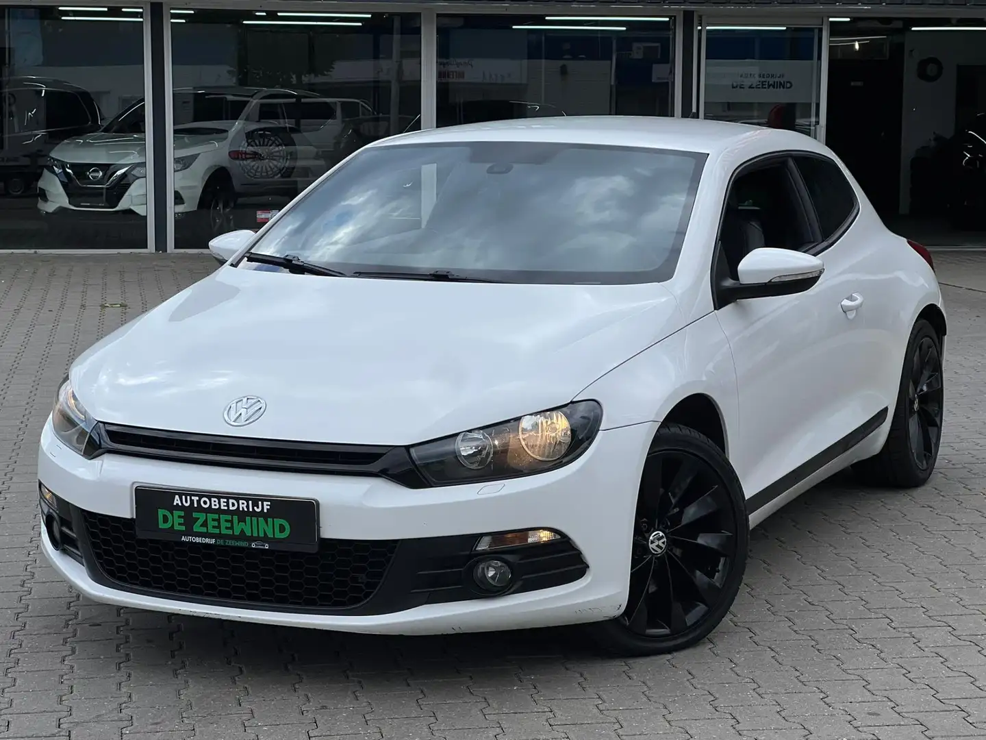 Volkswagen Scirocco 1.4 TSI Highline|stoelverwarming|nieuw APK Wit - 2