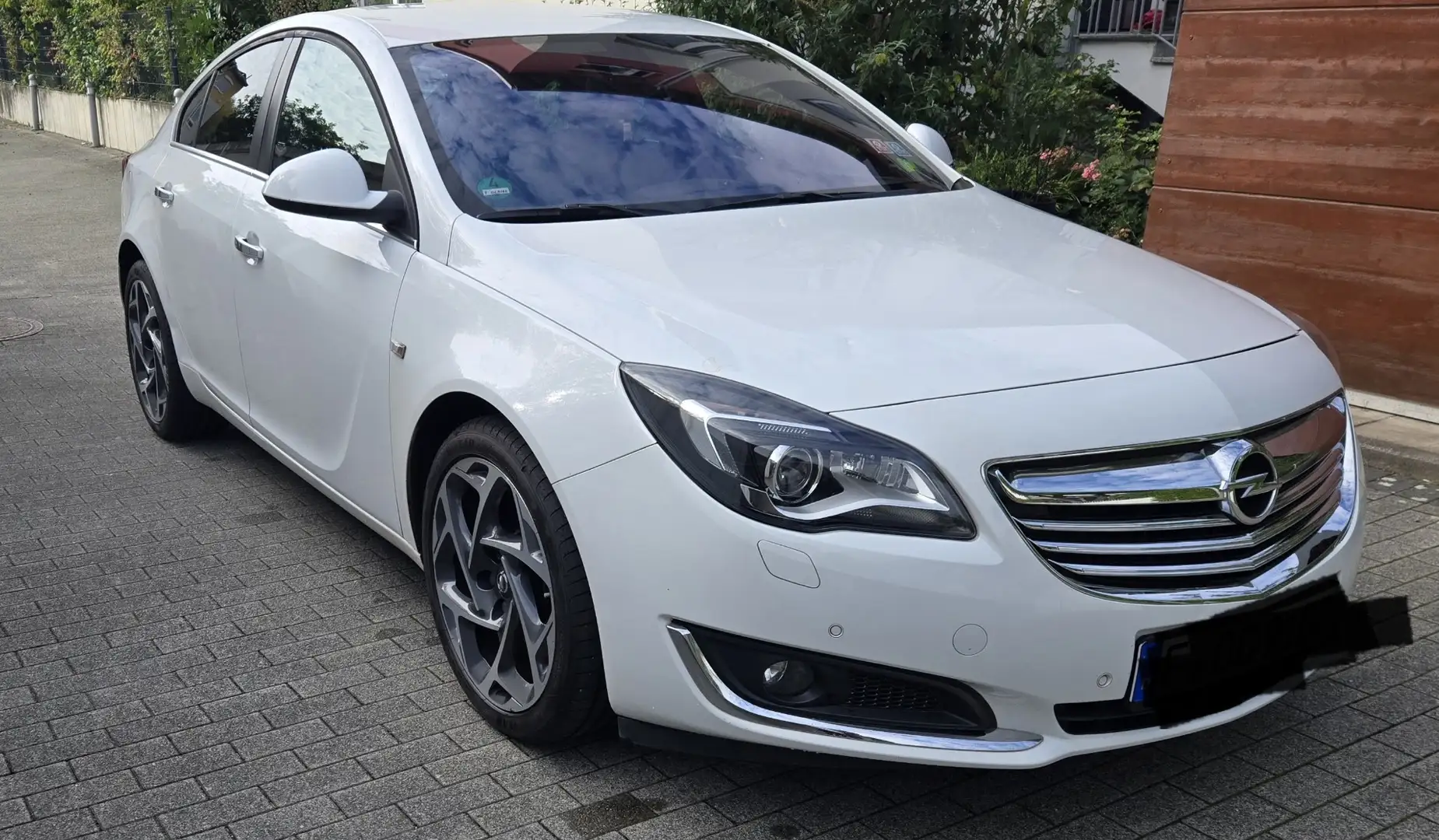Opel Insignia 1.6 ECOTEC DI Turbo Aut. Sport Weiß - 2