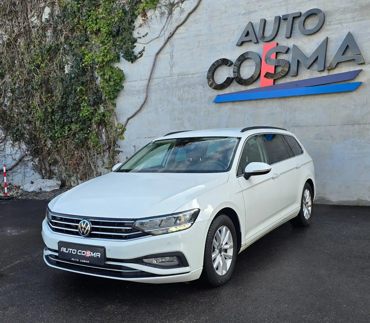 Volkswagen Passat Variant Business Weiß - 1