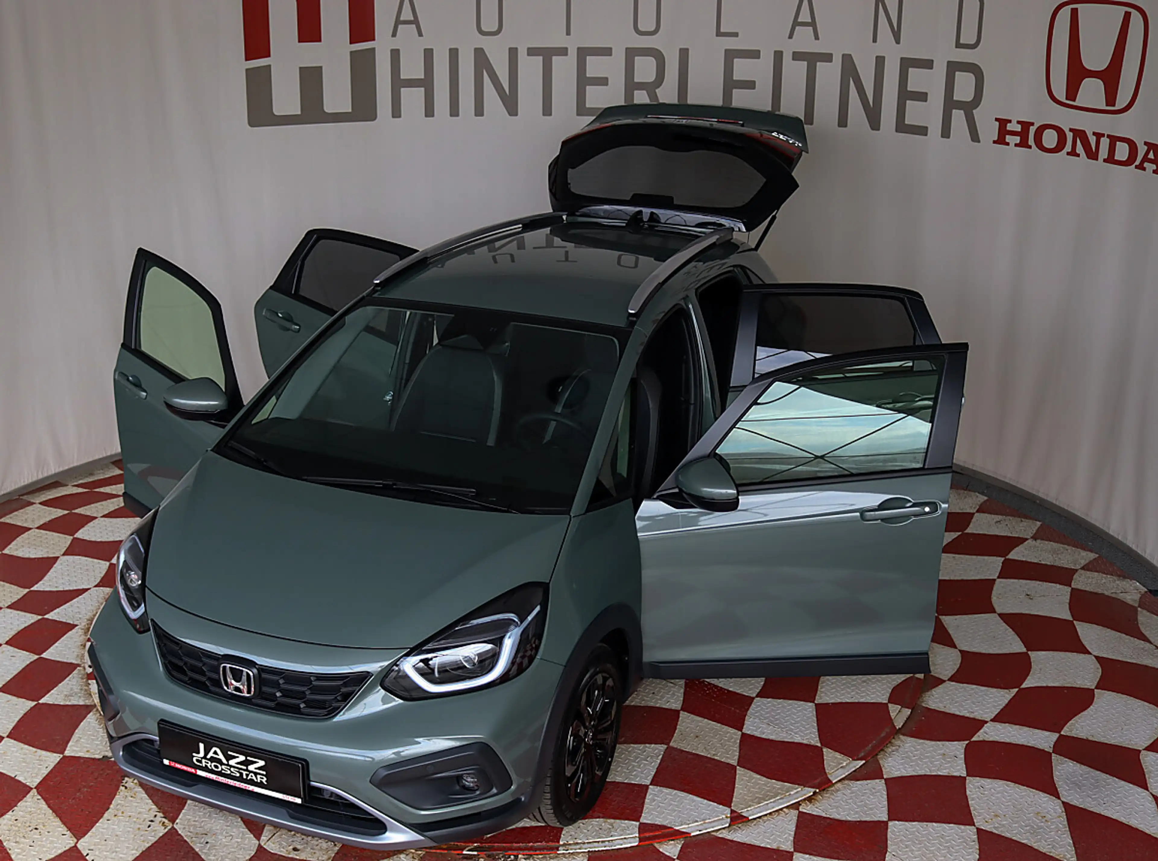 Honda Jazz 1,5 i-MMD Hybrid Crosstar Advance Aut. — photo 7