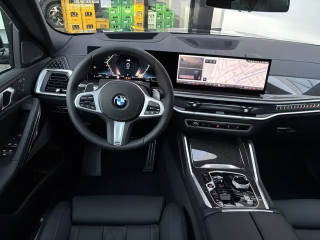 BMW X6 view 6