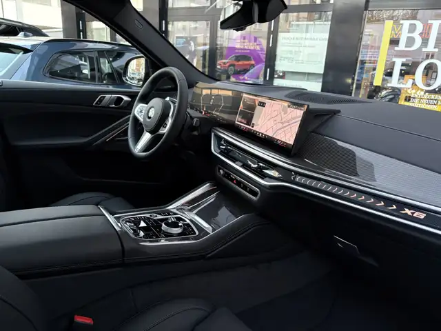 BMW X6 view 4