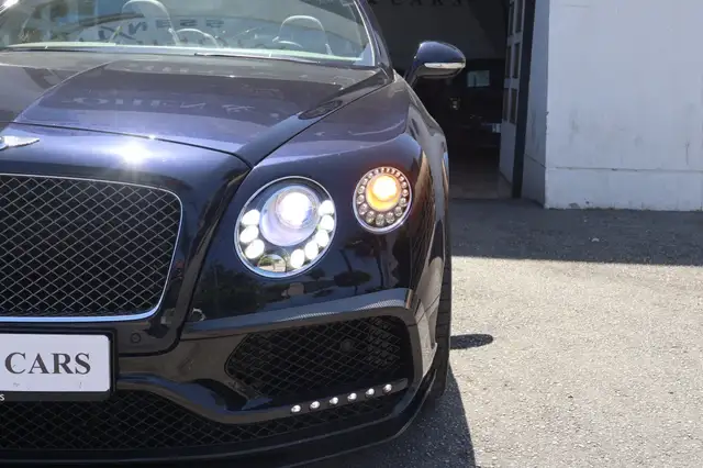 Bentley Continental view 13