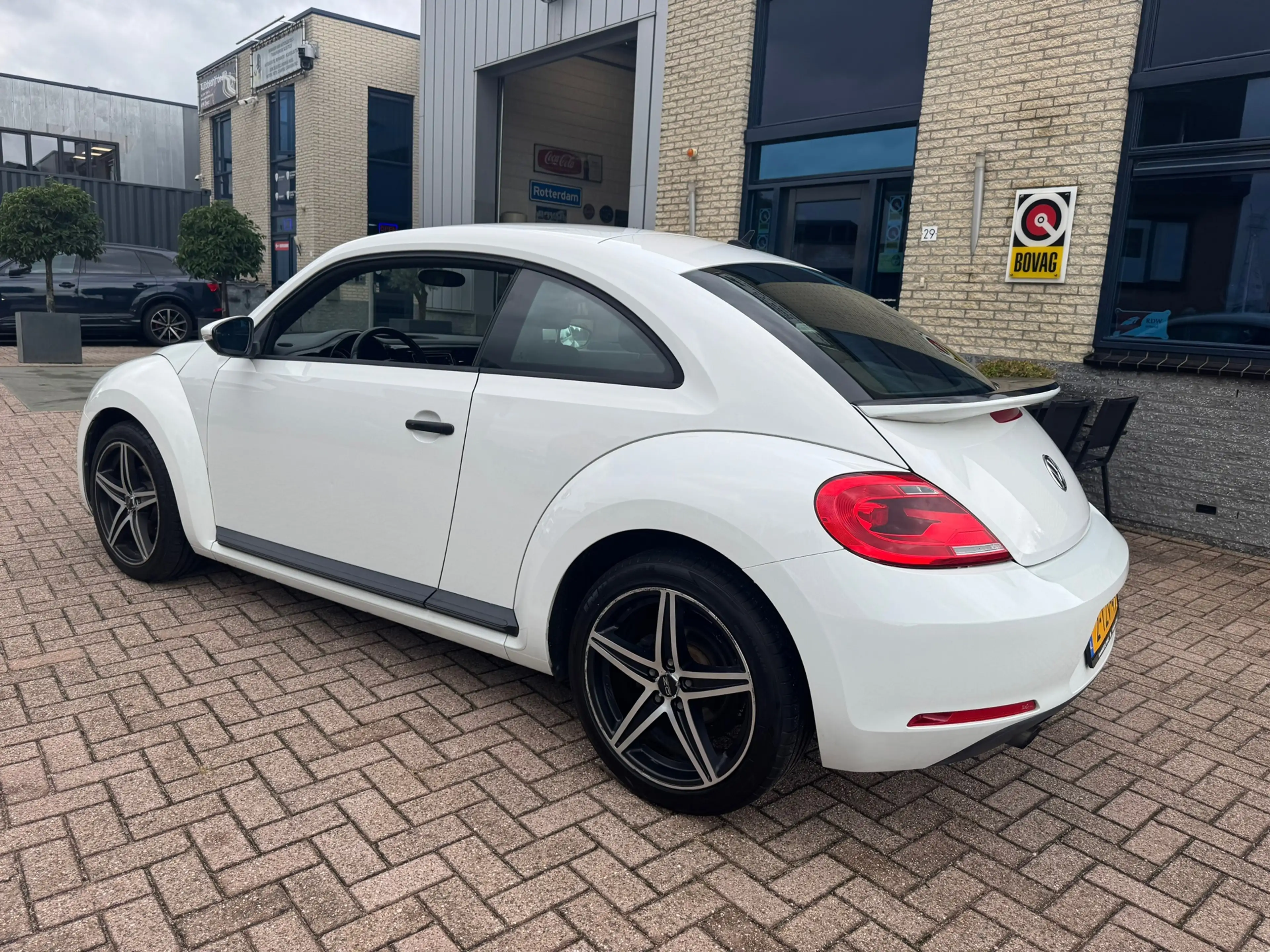 Volkswagen Beetle 1.2 TSI BlueMotion-bluetooth- zuinig rijden — photo 2