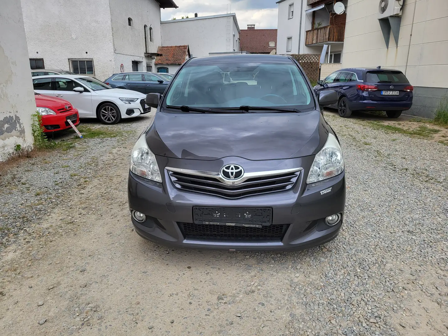 Toyota Verso Life Grigio - 1
