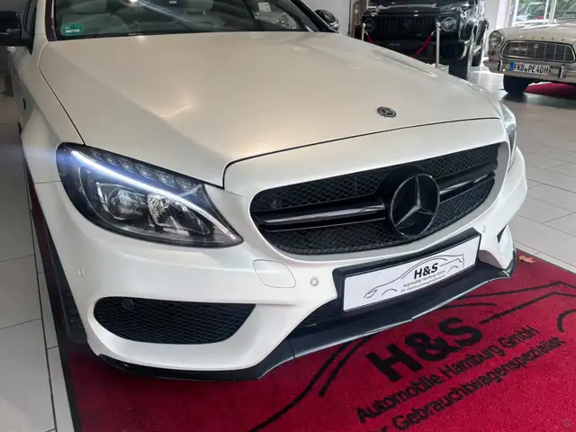 Mercedes-Benz C-Class view 10
