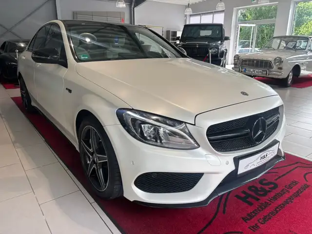 Mercedes-Benz C-Class view 8