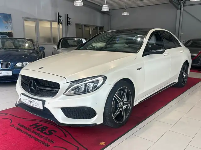 Mercedes-Benz C-Class view 11