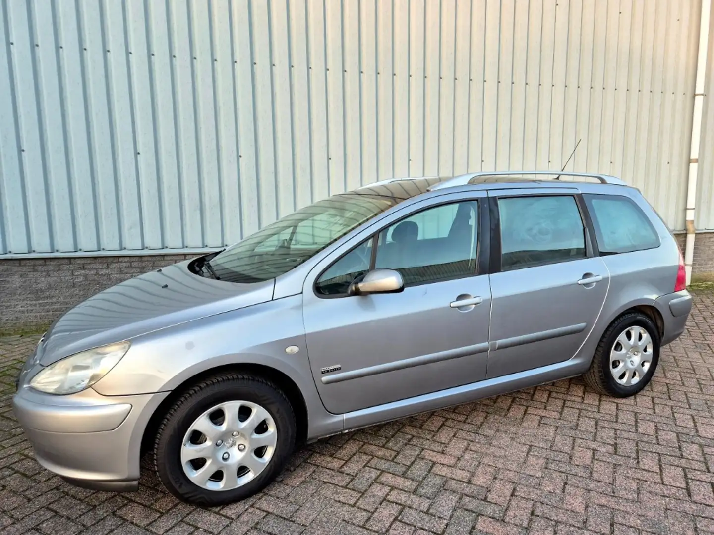 Peugeot 307 1.6 16v Navtech Airco-Cruise CTRL Grigio - 1