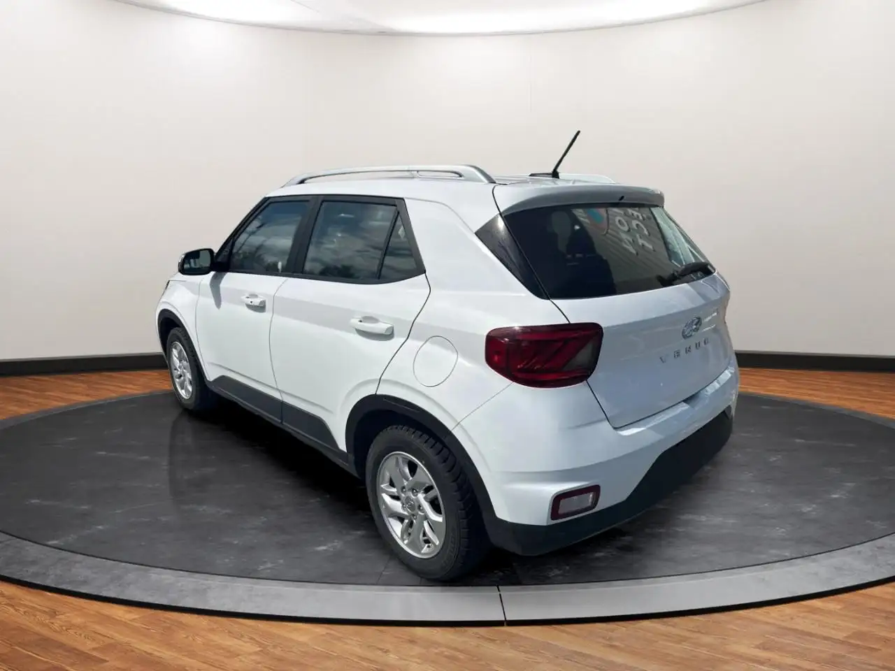 Hyundai Venue photo Hyundai Venue