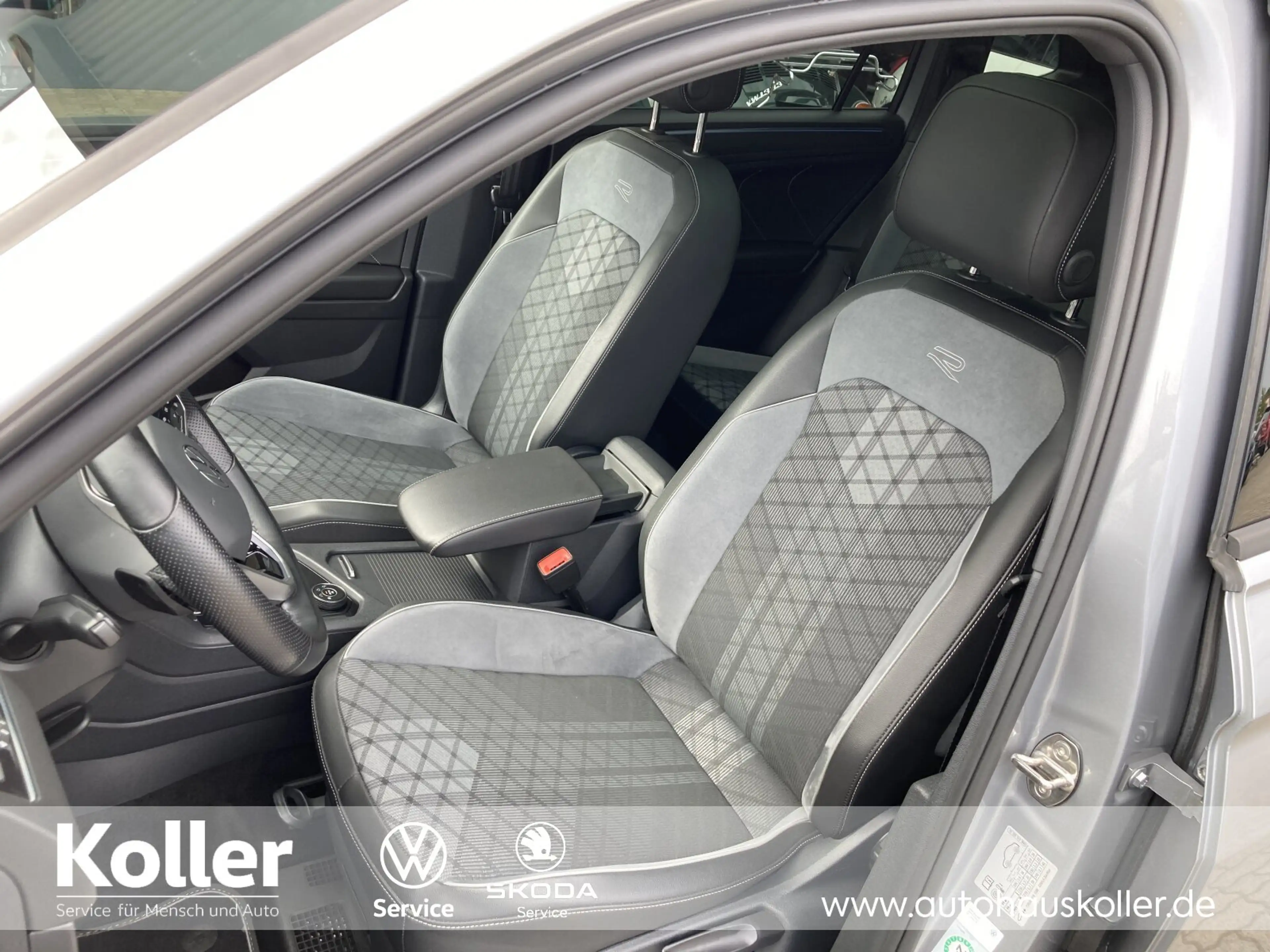 Volkswagen Tiguan Allspace Tiguan Allspace 2.0 TDI DSG 4MO R-Line Black AHK — photo 12