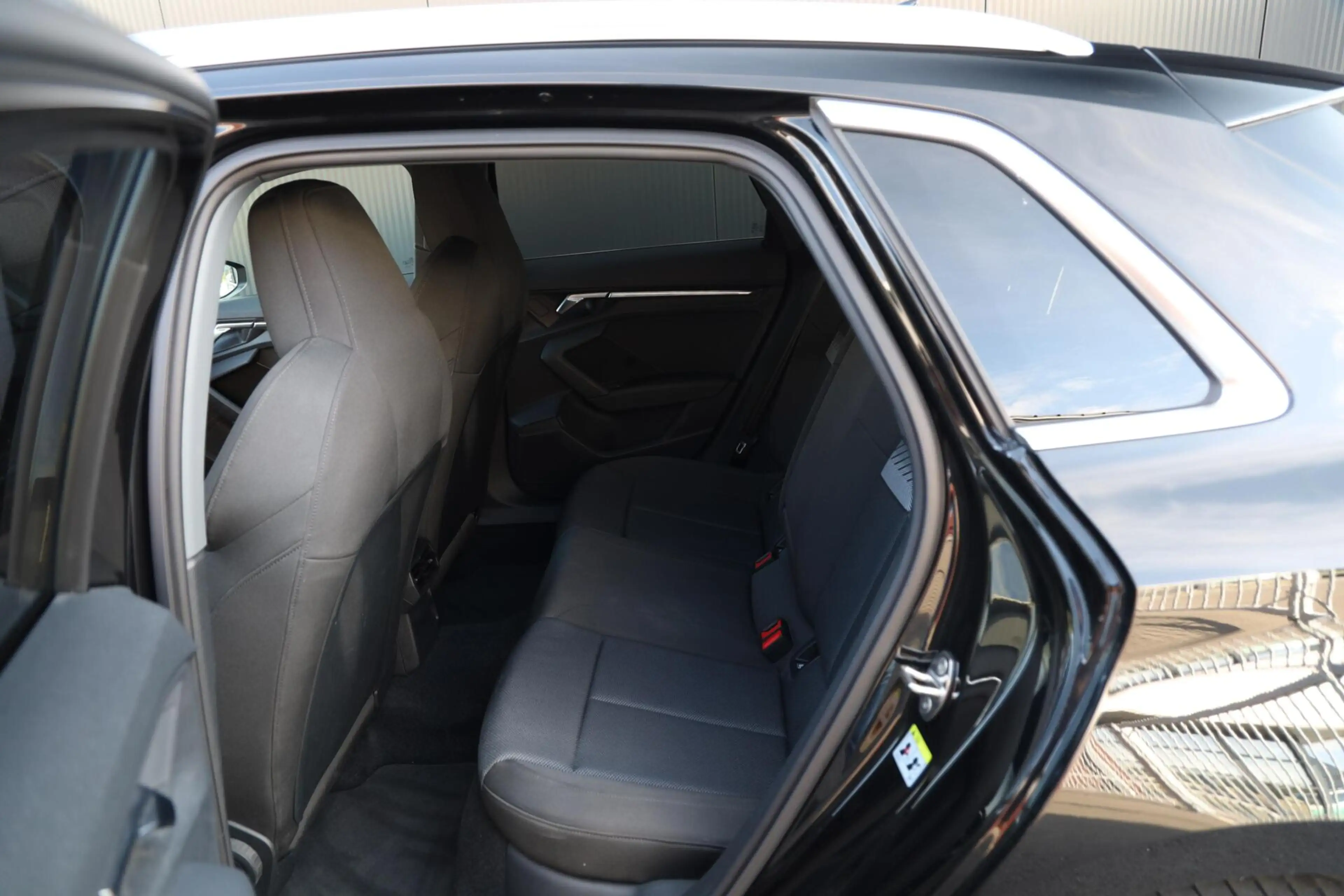 Audi A3 Sportback 30 TFSI 110pk Automaat Advanced edition — photo 4