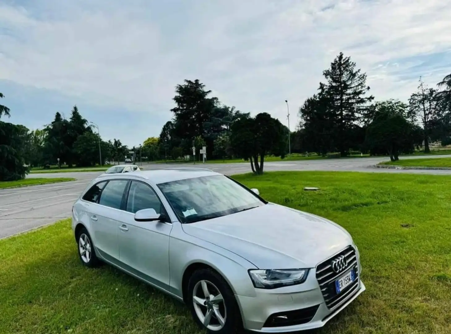 Audi S2 A4 1.9 tdi 130cv multitronic Серый - 1