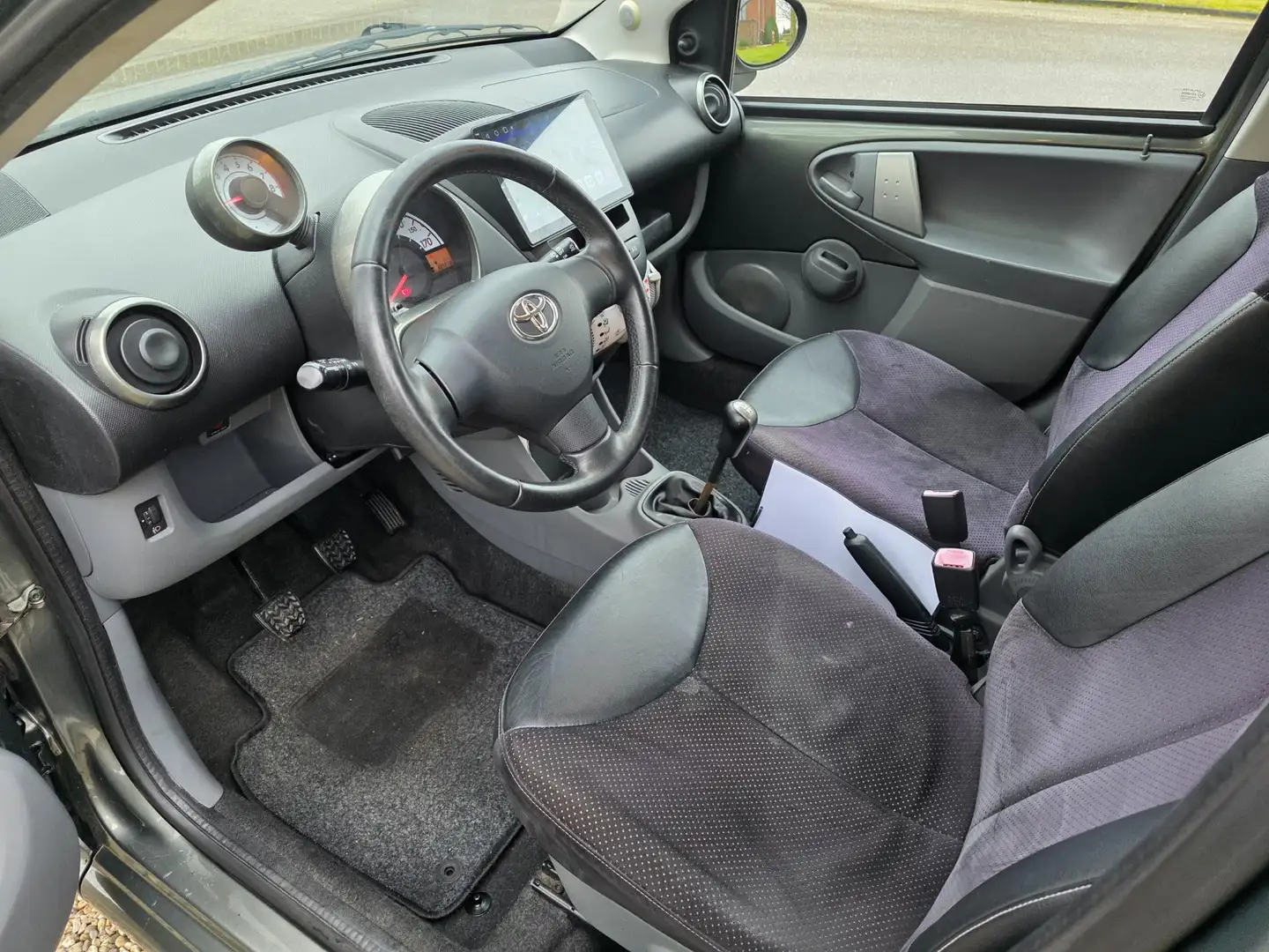 Toyota Aygo 1.0-12V Aspiration Green 5-deurs AIRCO Grün - 2