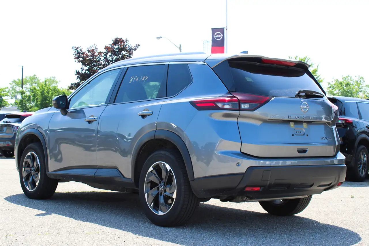 Nissan Rogue fotografie Nissan Rogue