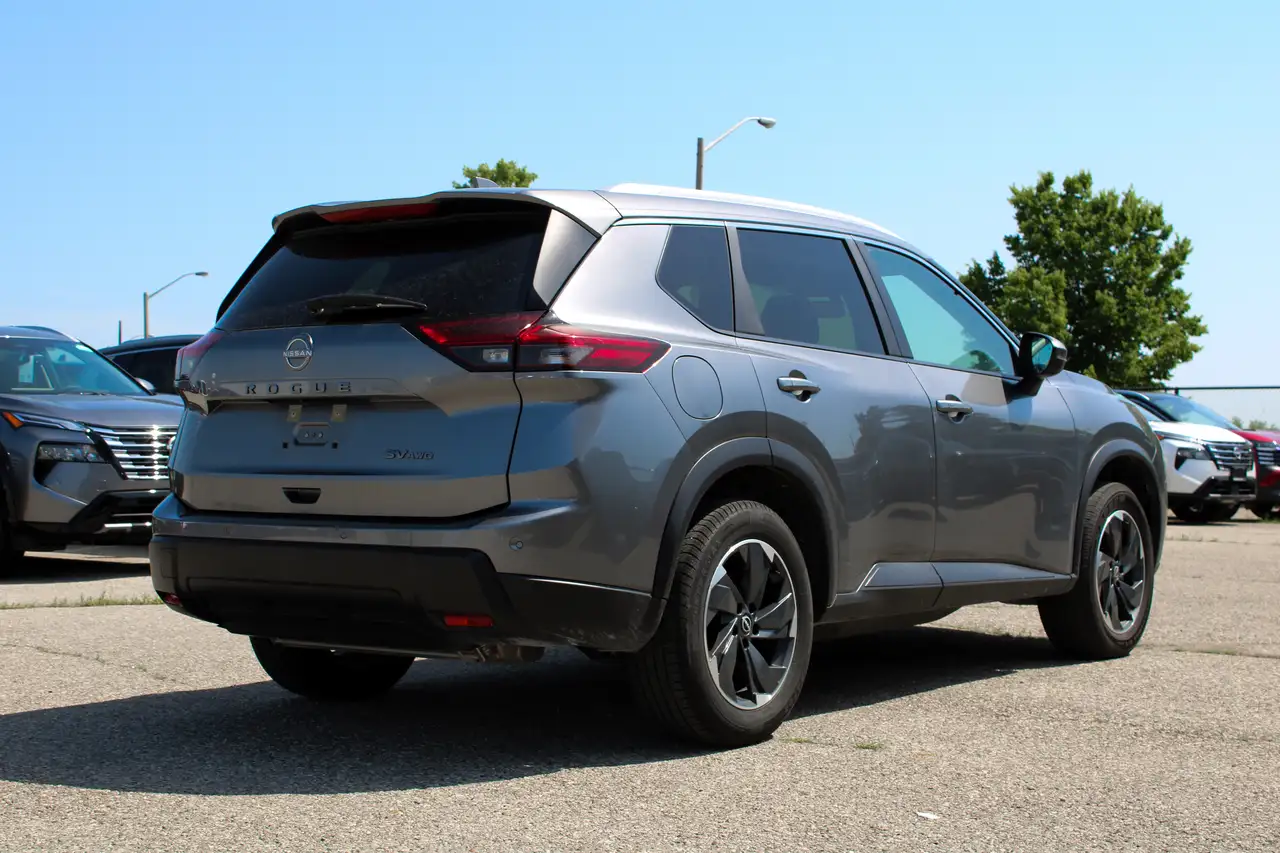 Nissan Rogue fotografie Nissan Rogue
