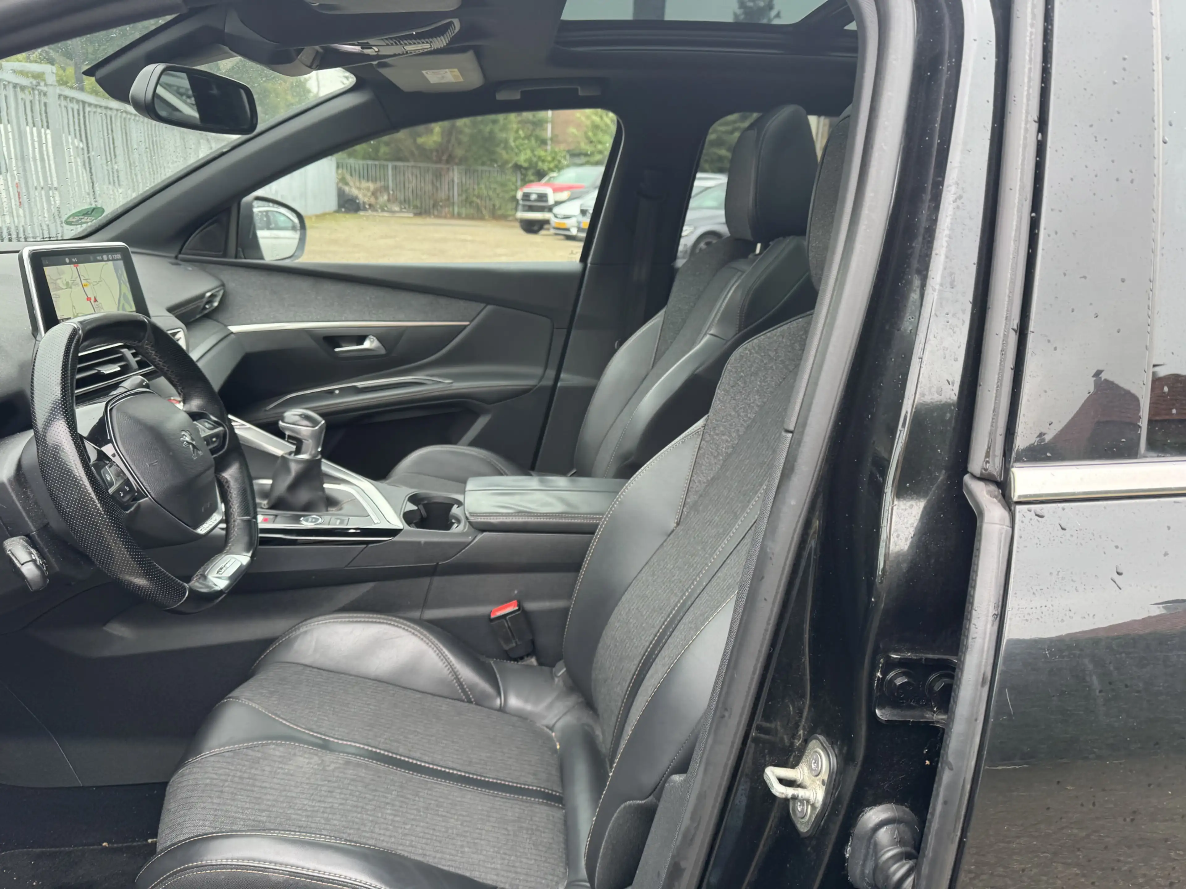 Peugeot 5008 1.2 PureTech GT-Line — photo 15