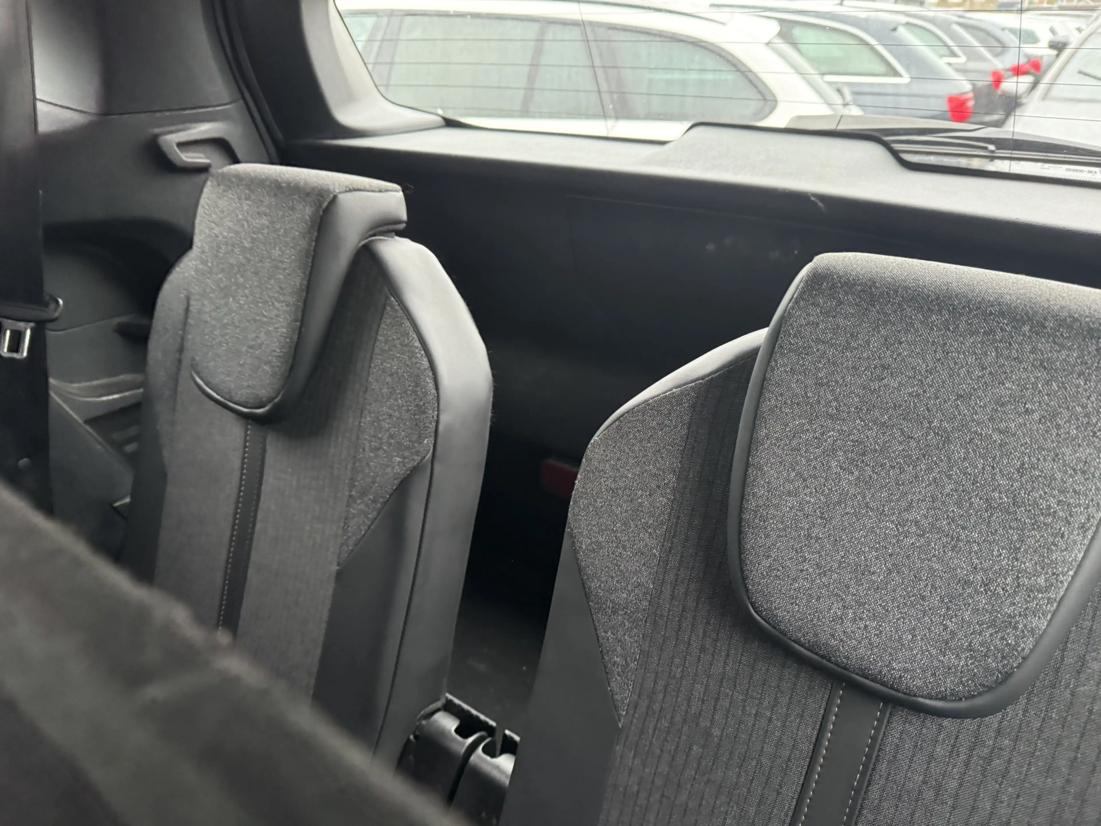 Peugeot 5008 1.2 PureTech GT-Line — photo 13