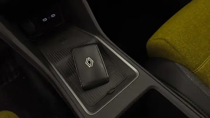 Renault 2024, foto 23