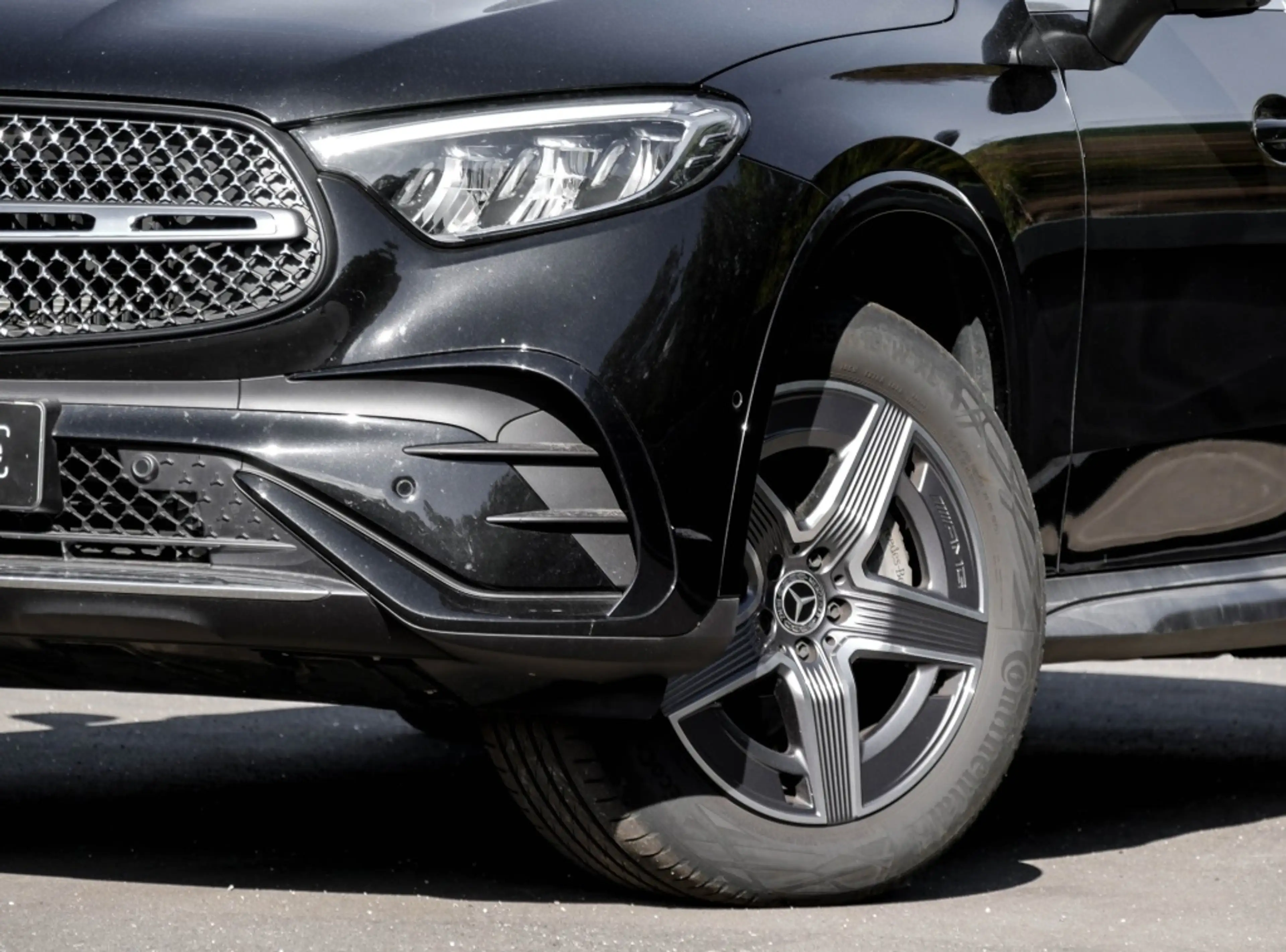 Mercedes-Benz GLC 400 e 4M AMG-Sport/Pano/AHK/Sitzkl/Multikont — photo 6