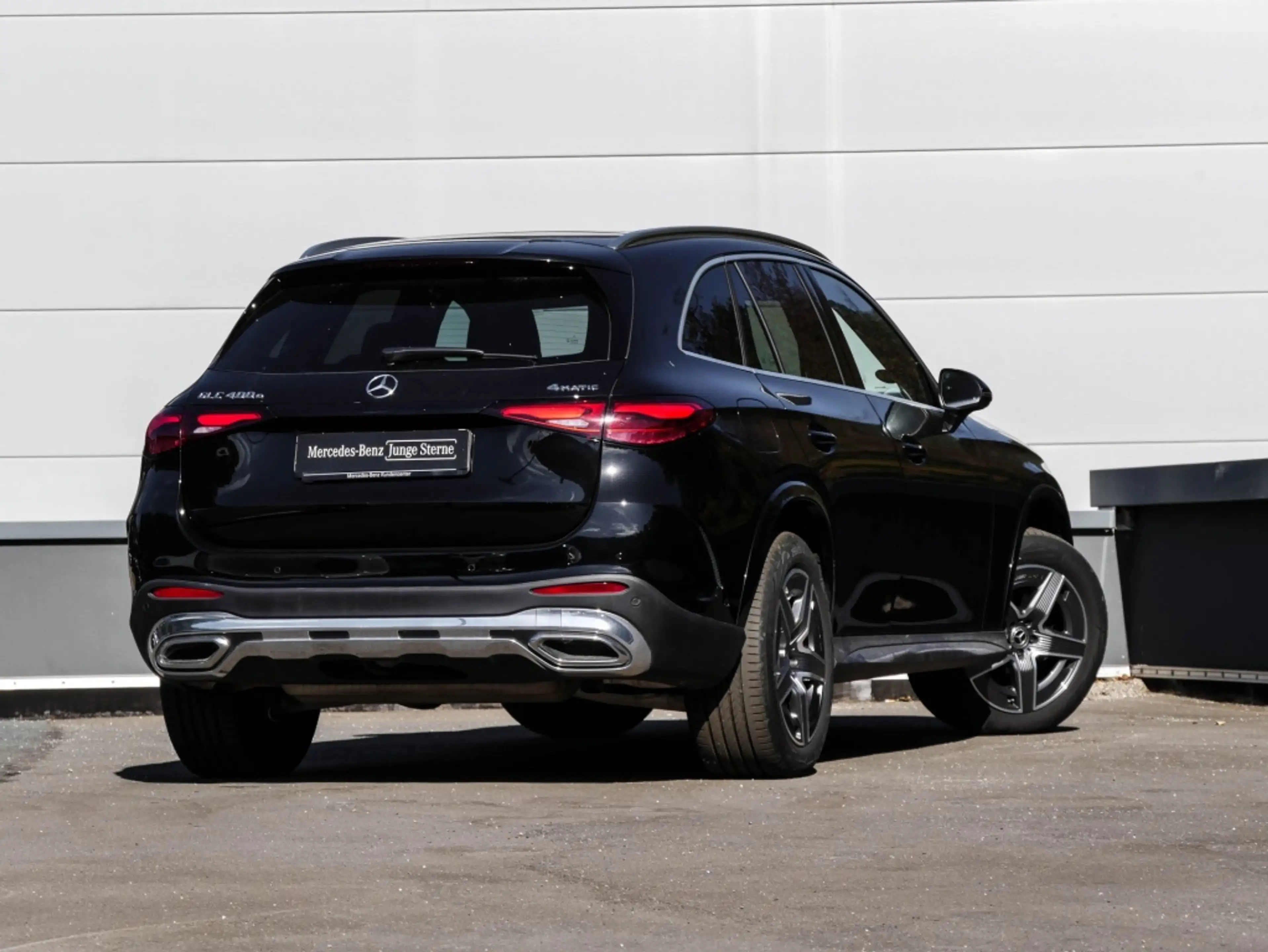 Mercedes-Benz GLC 400 e 4M AMG-Sport/Pano/AHK/Sitzkl/Multikont — photo 3