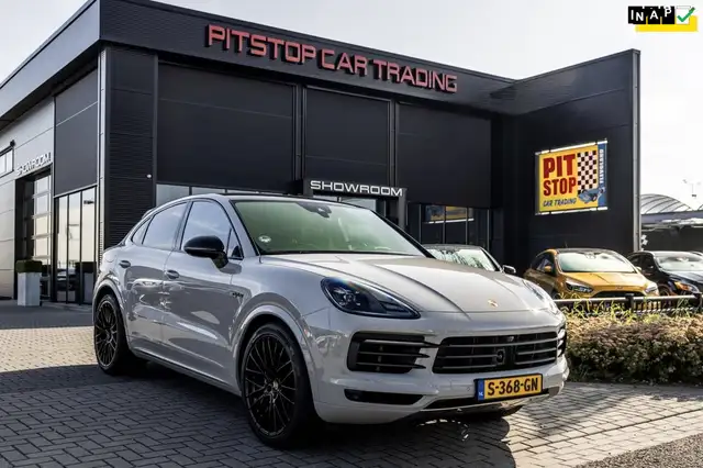 Porsche Cayenne Coupé 3.0 E-Hybrid, Platinum, *Krijt*, Massage, NL