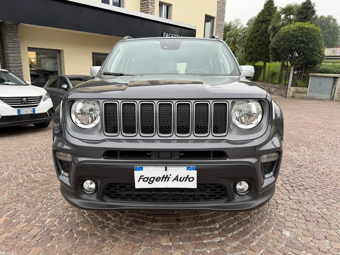 Jeep Renegade 1.3 T4 190CV PHEV 4XE AT6 LIMITED Grau - 2