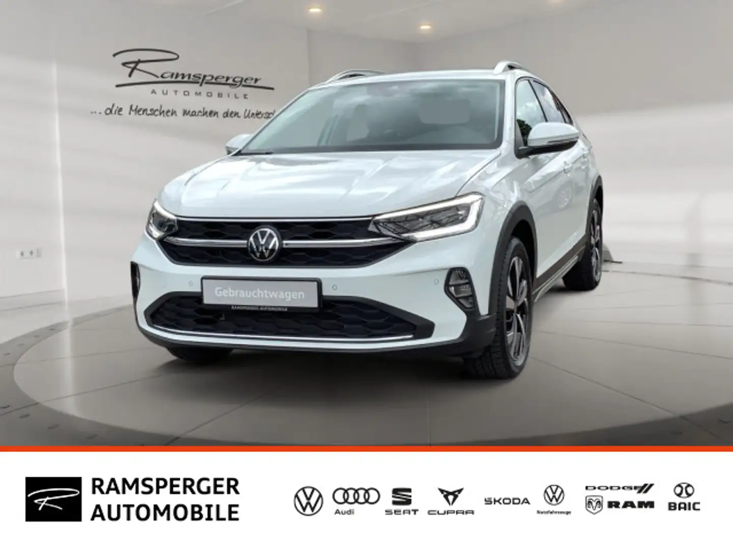 Volkswagen Taigo 1.0 TSI DSG Style AHK Matrix Navi SHZ PDC Weiß - 1