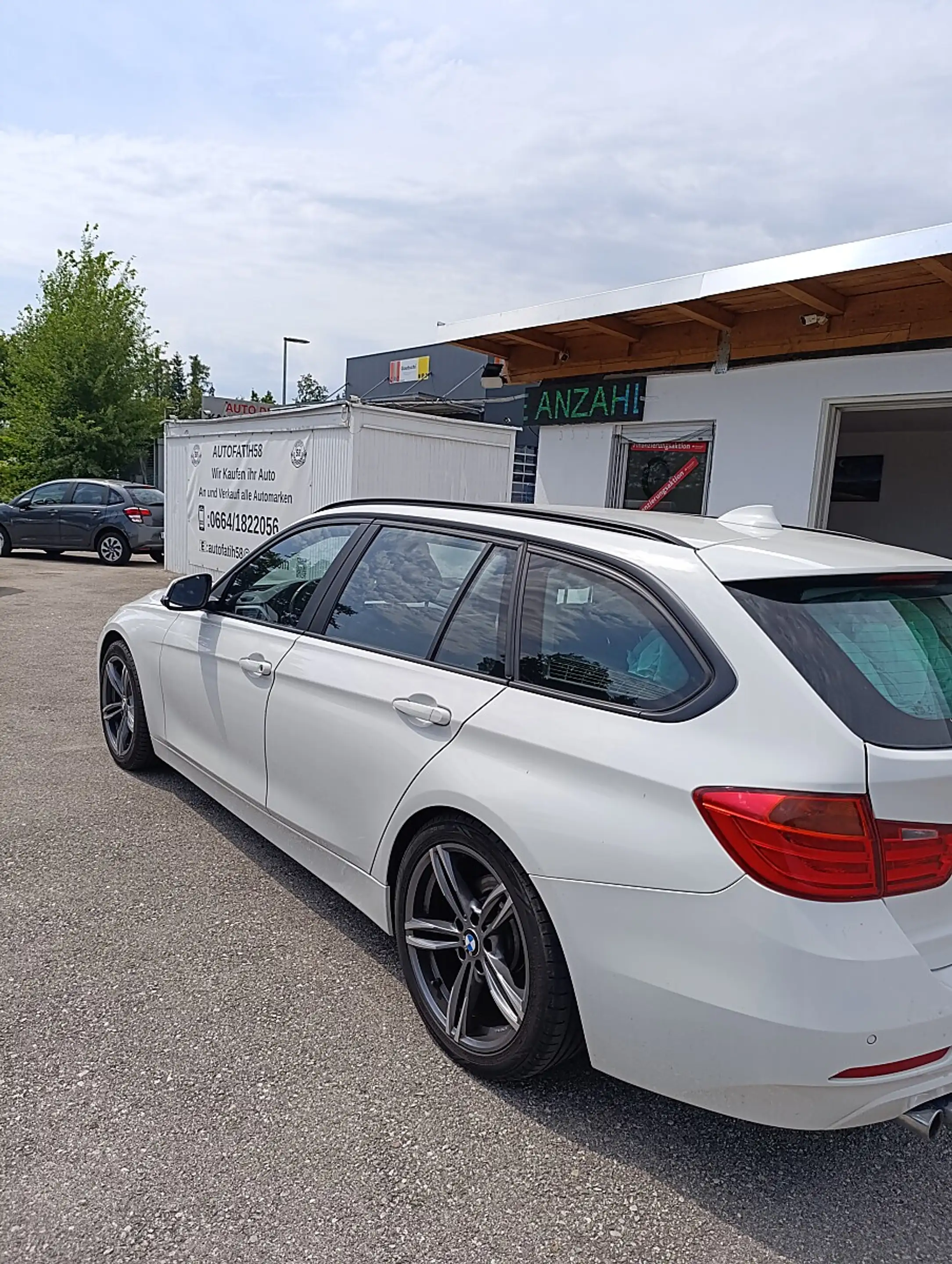 BMW 325 d Touring Österreich-Paket — photo 6