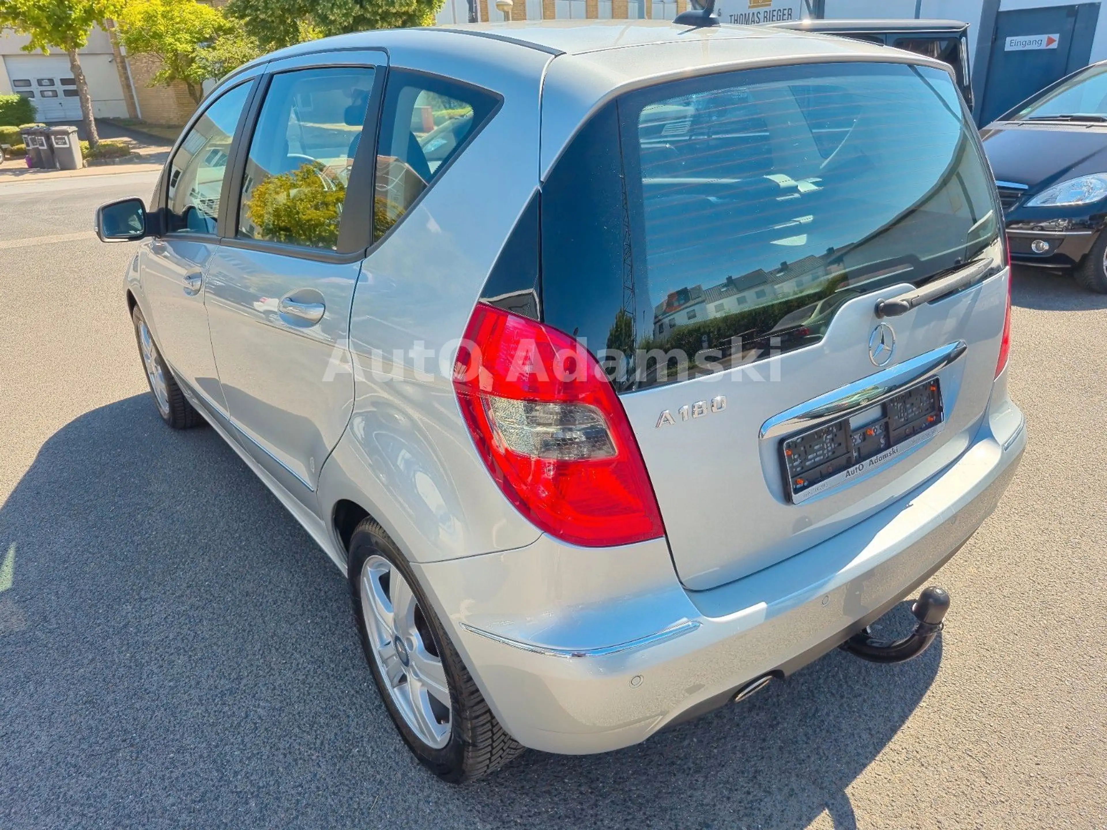 Mercedes-Benz A 180 Autotr Avantgarde 2. Hd P-Assist 62tkm AHK — photo 9