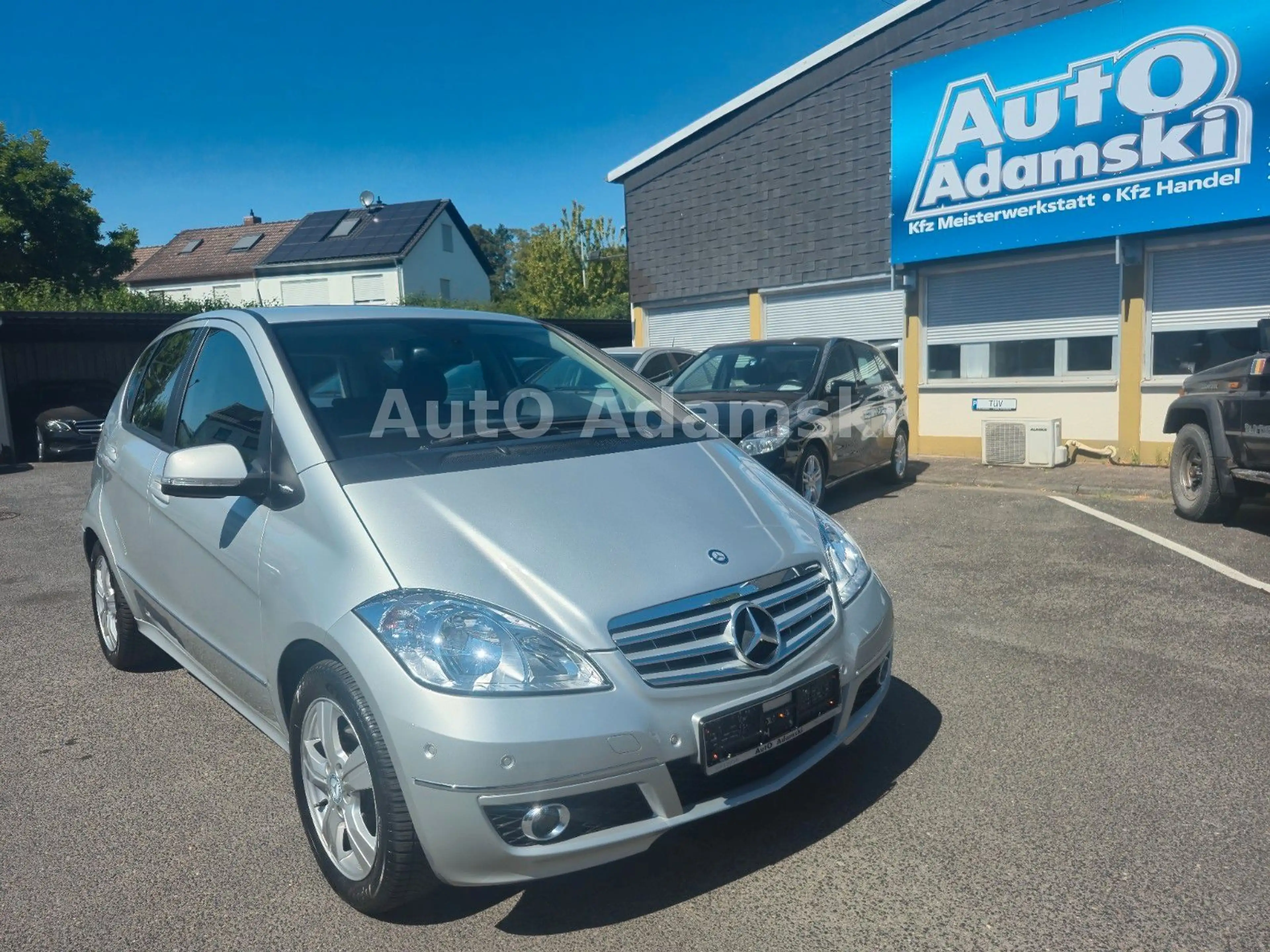 Mercedes-Benz A 180 Autotr Avantgarde 2. Hd P-Assist 62tkm AHK — photo 2