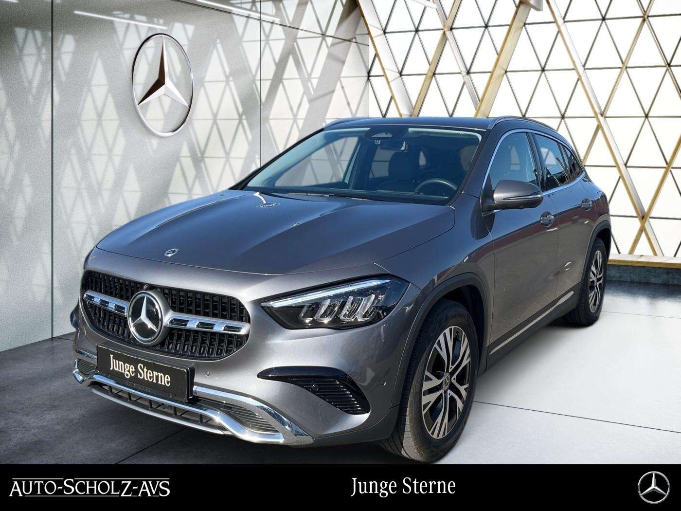 2025 Mercedes Benz GLA 220