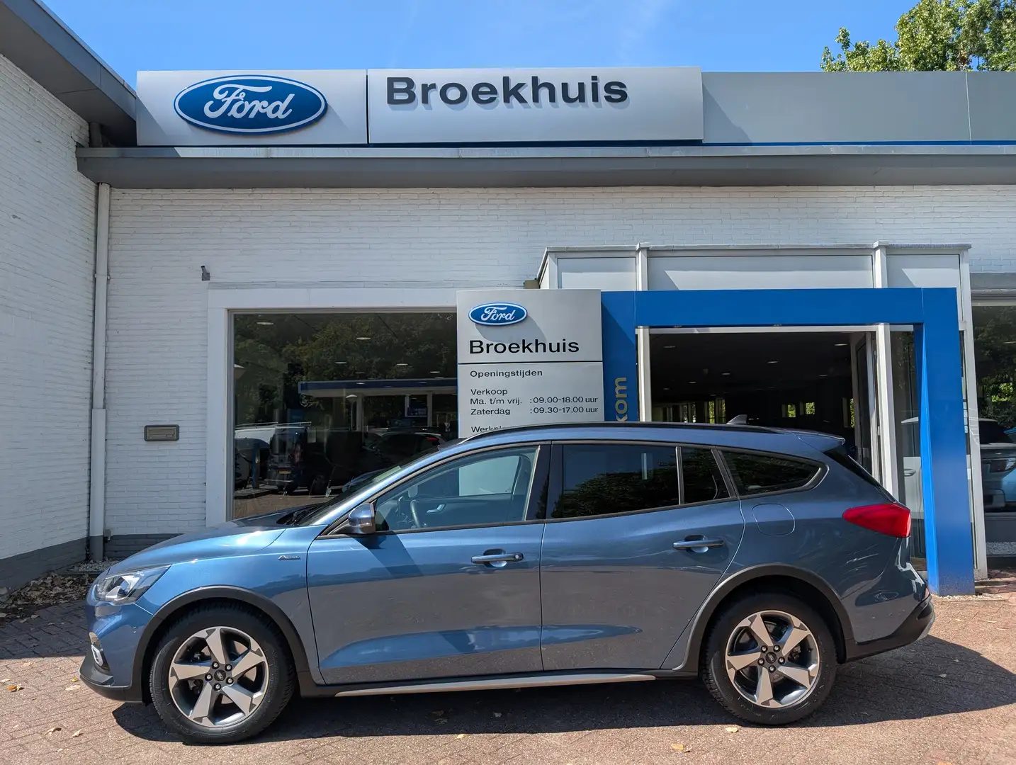 Ford Focus Wagon 1.0 EcoBoost Active Business | Climate | Cam Blauw - 2