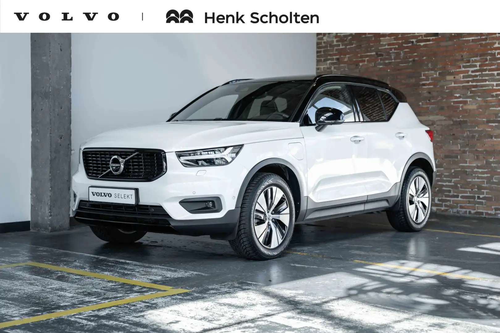 Volvo XC40 T5 Recharge R-Design | Panoramadak | 360° Parkeerc Blanc - 1
