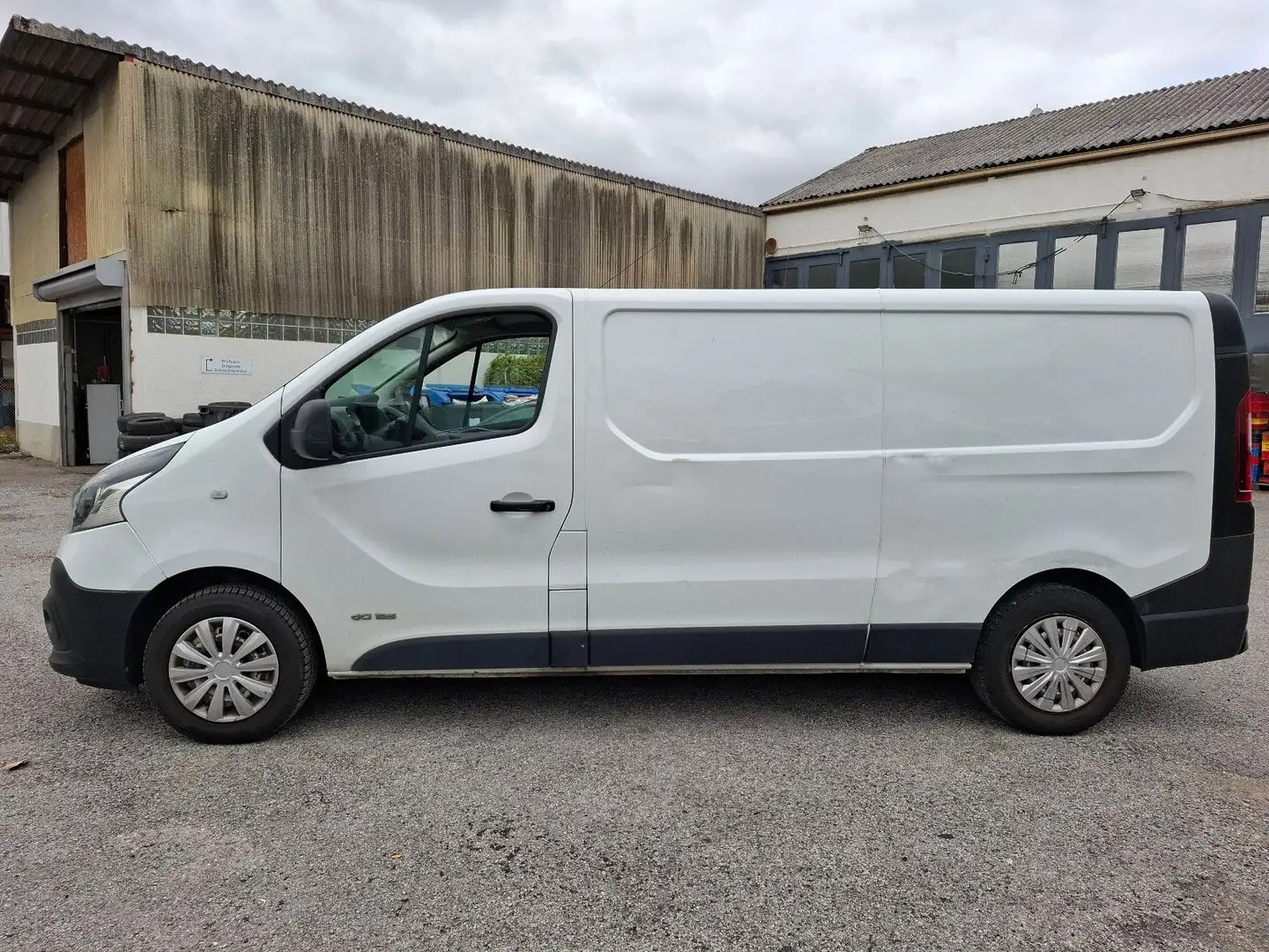 Renault Trafic Kasten L2H1*Euro-6*Klima*PDC*AHK* Blanc - 2