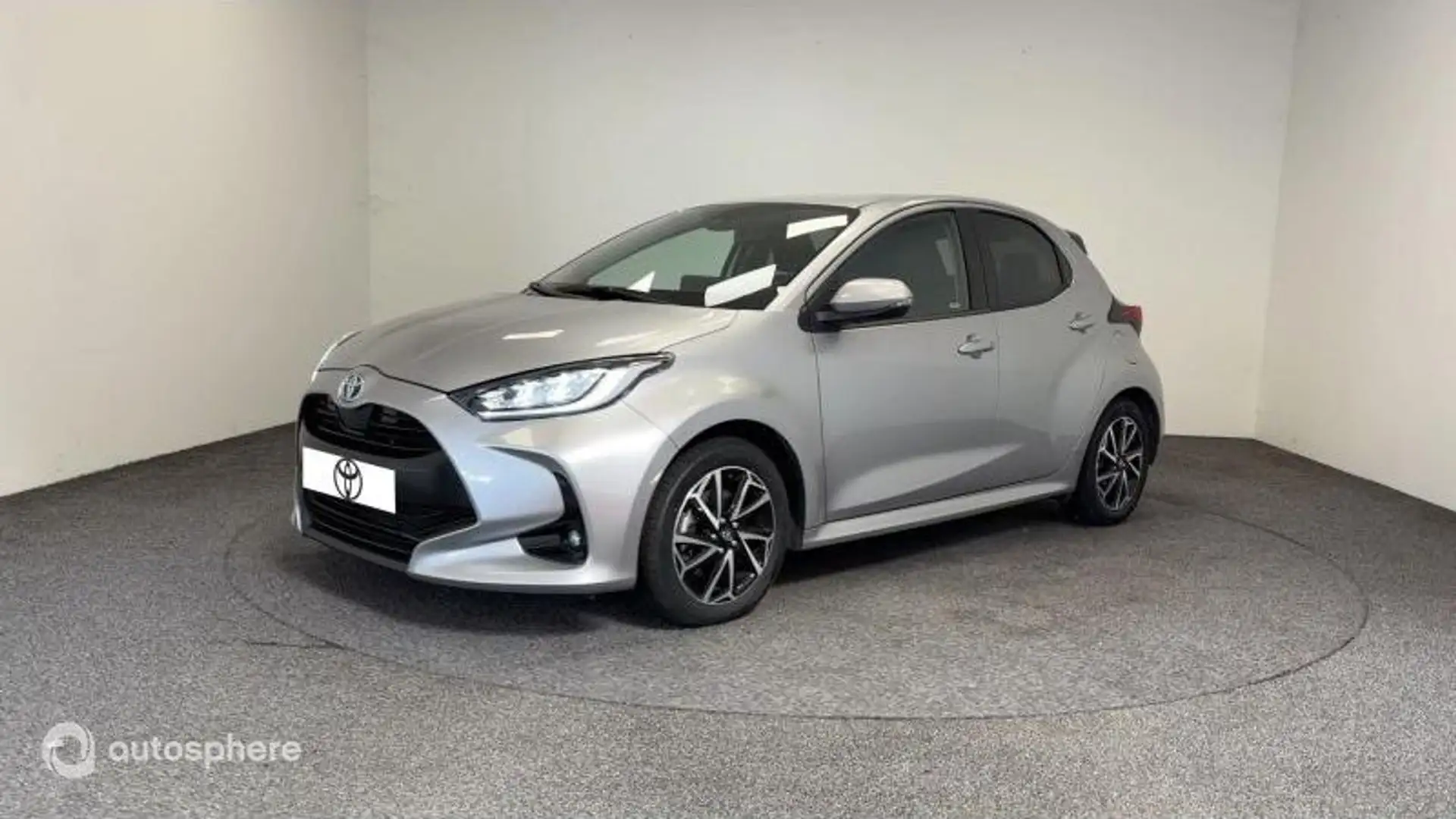 Toyota Yaris 116h Design 5p MY22 - 1