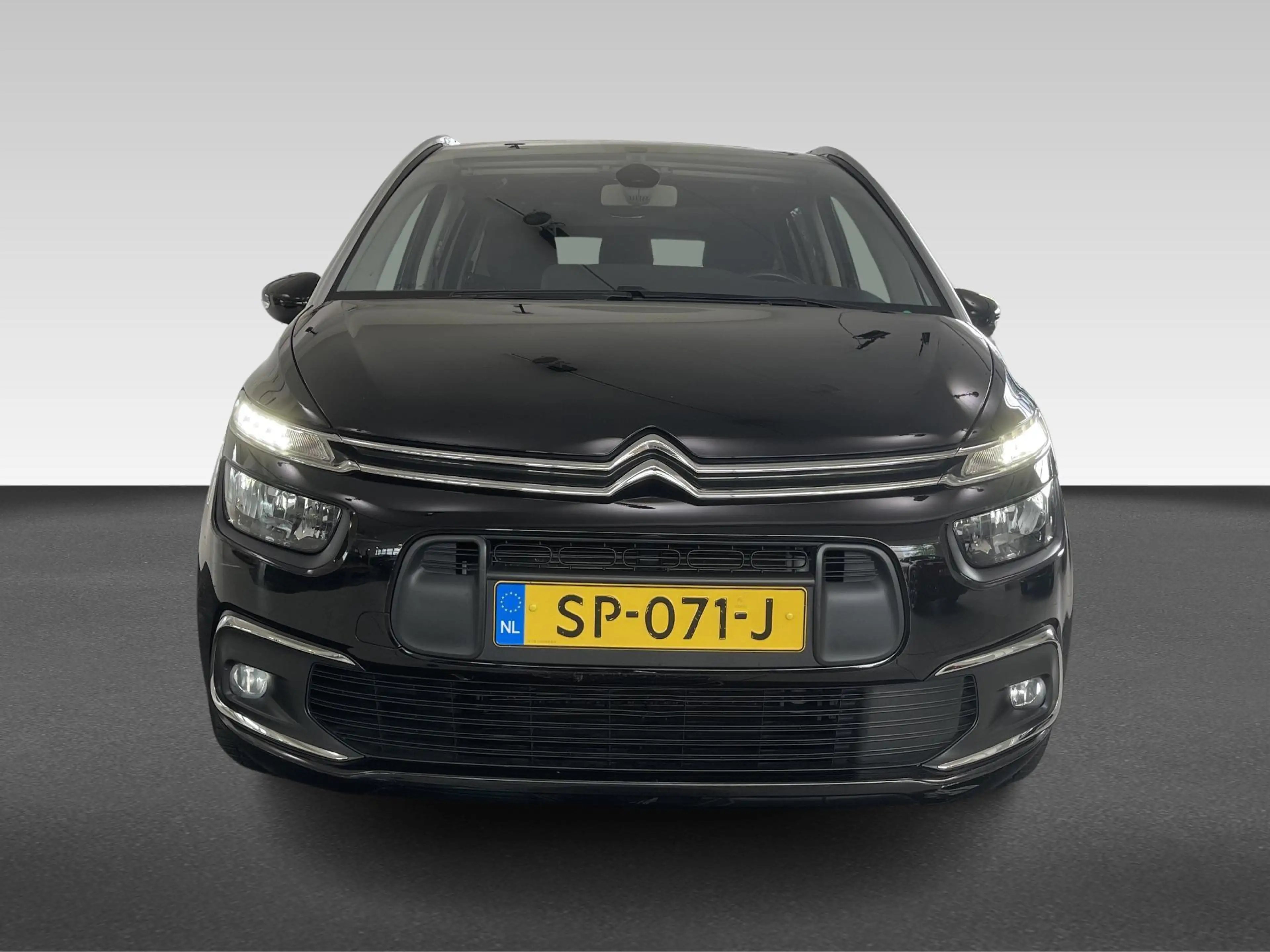 Citroen Grand C4 Picasso 1.2 PureTech Feel | Parkeersensoren V+A | Full Map — photo 7