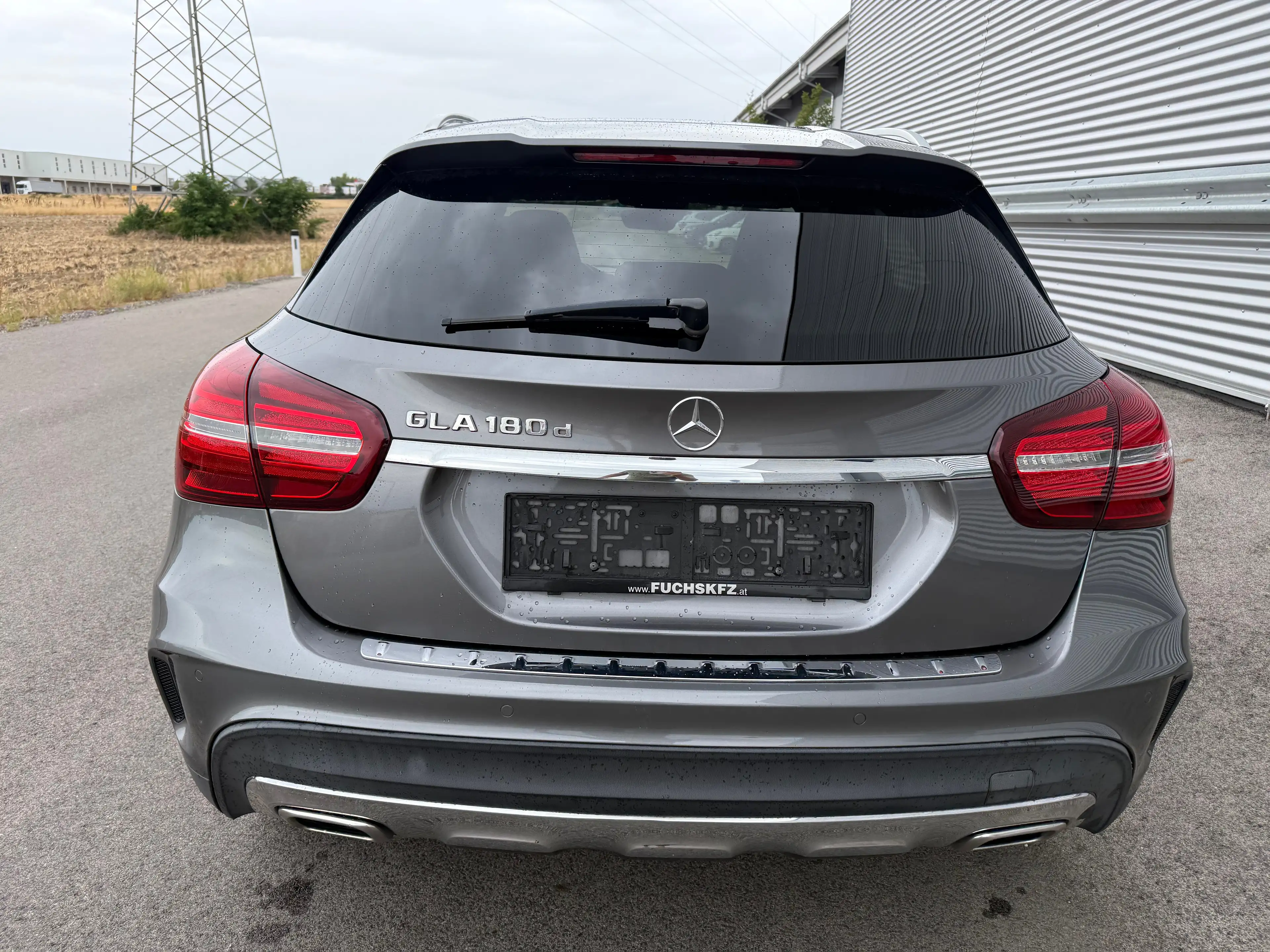 Mercedes-Benz GLA 180 d AMG Aut. — photo 6