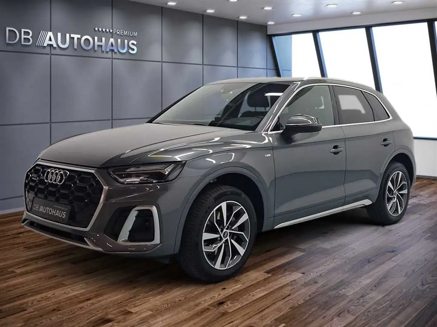 Audi Q5 S line 40 2.0 TDI quattro S-tronic Сірий - 1