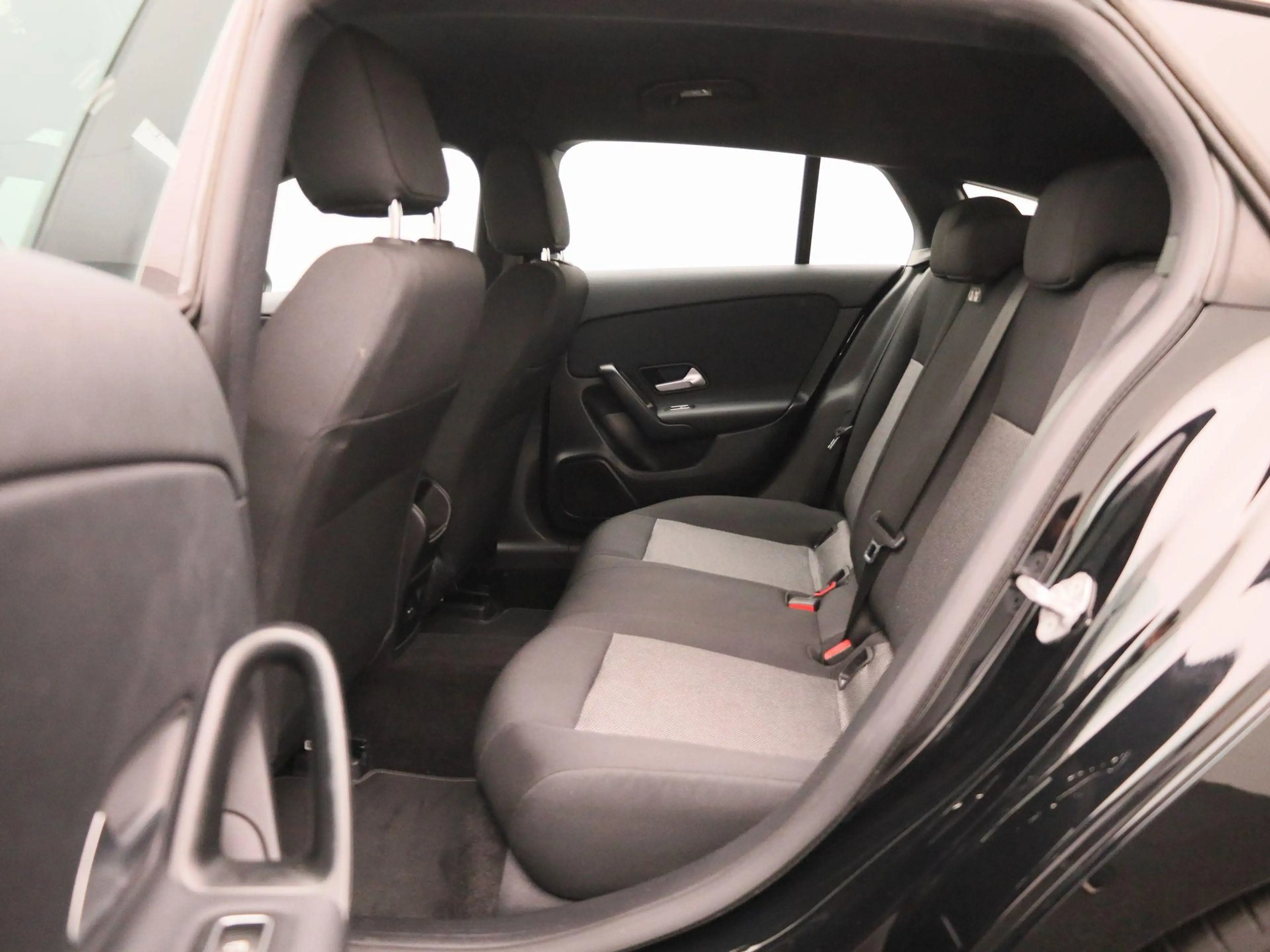 Mercedes-Benz CLA 180 Shooting Brake d Business Solution 1Y USED GARANTI — photo 12
