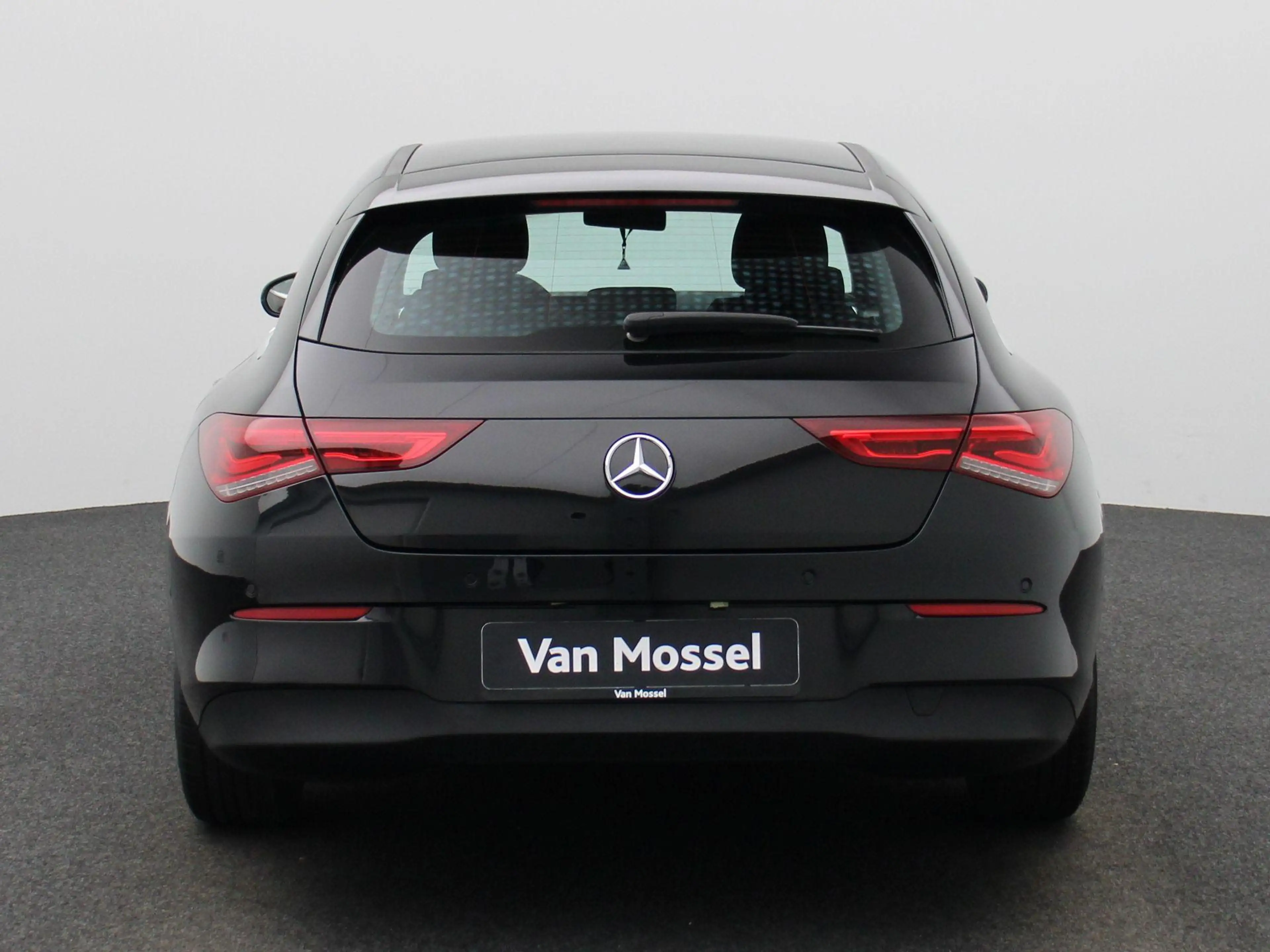 Mercedes-Benz CLA 180 Shooting Brake d Business Solution 1Y USED GARANTI — photo 5