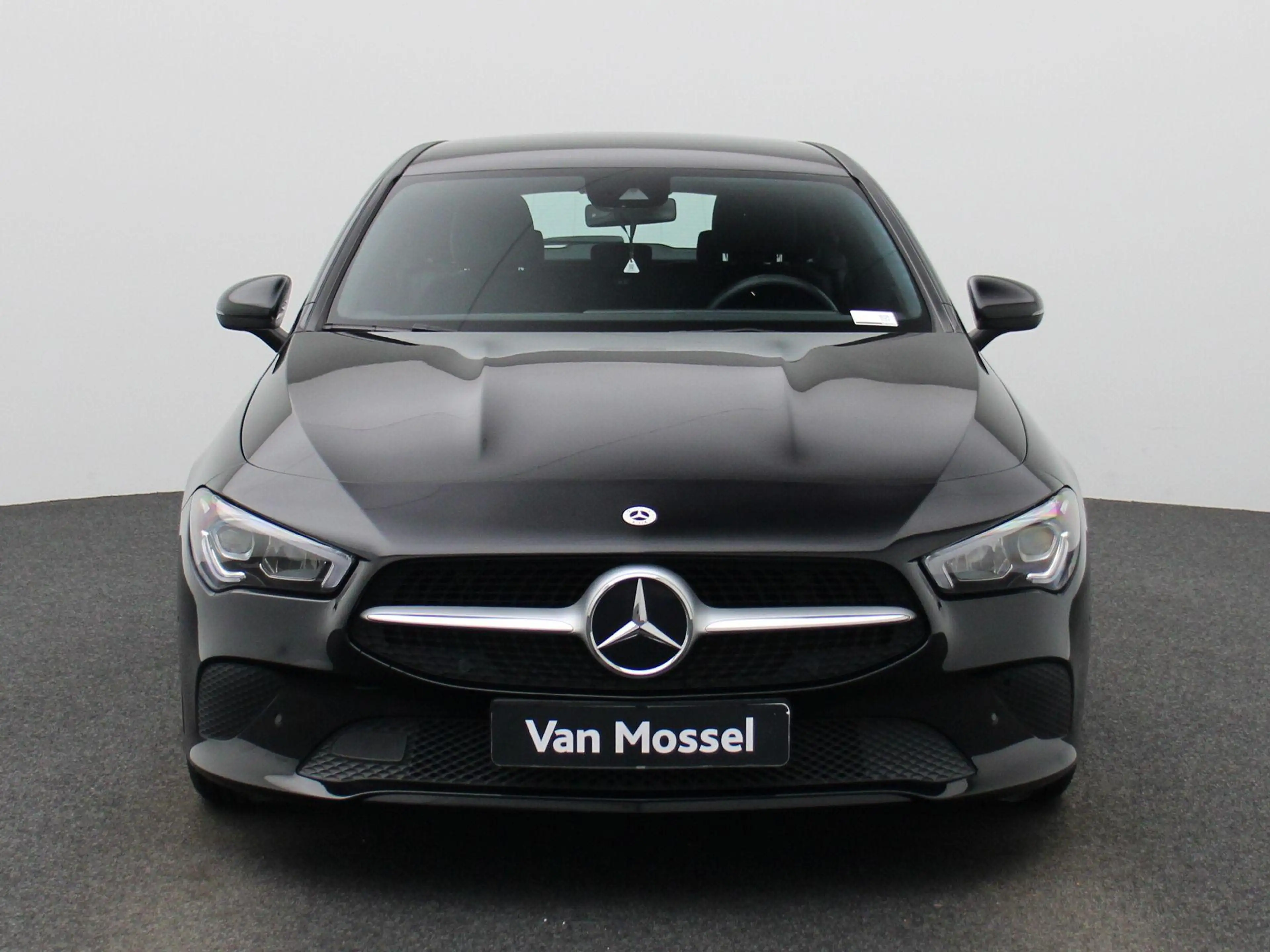 Mercedes-Benz CLA 180 Shooting Brake d Business Solution 1Y USED GARANTI — photo 3